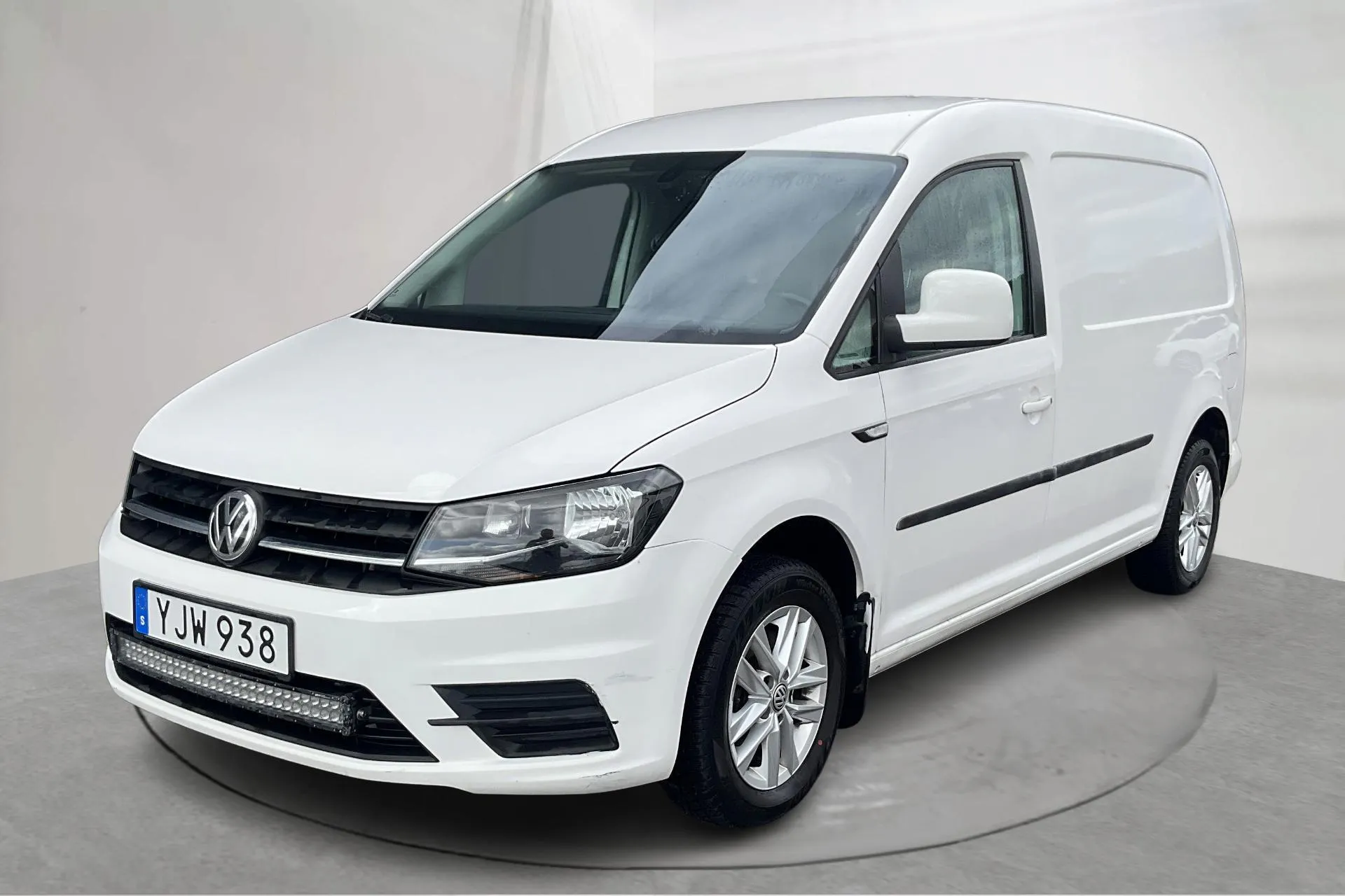 Presentation photo 1 of 15: VW Caddy 2.0 TDI Maxi Skåp (102hk) - 180 230 km - Automatic - white - 2017