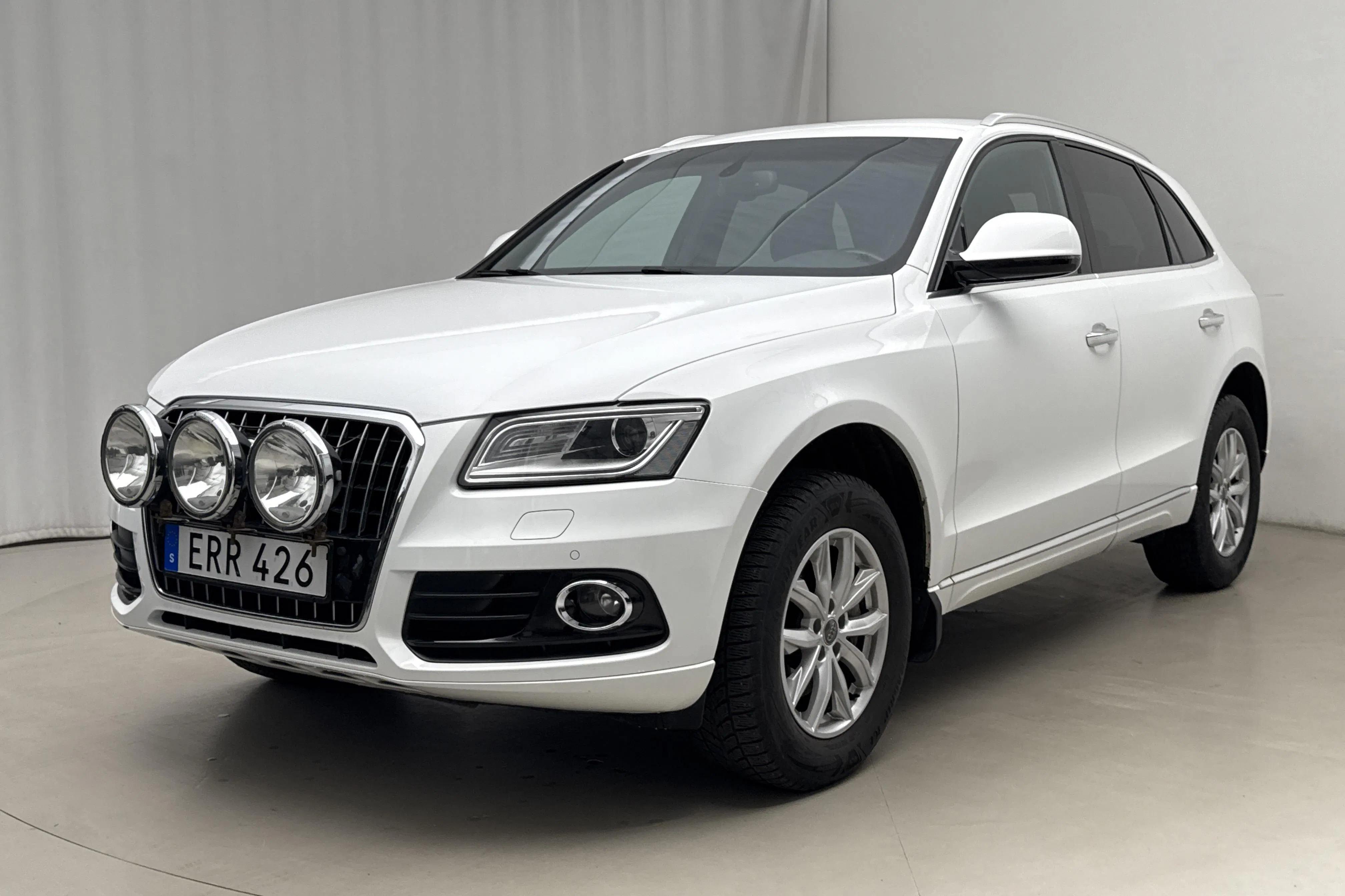 Presentationsfoto 1 av 14: Audi Q5 2.0 TDI clean diesel quattro (190hk) - 15 339 mil - Automat - vit - 2015