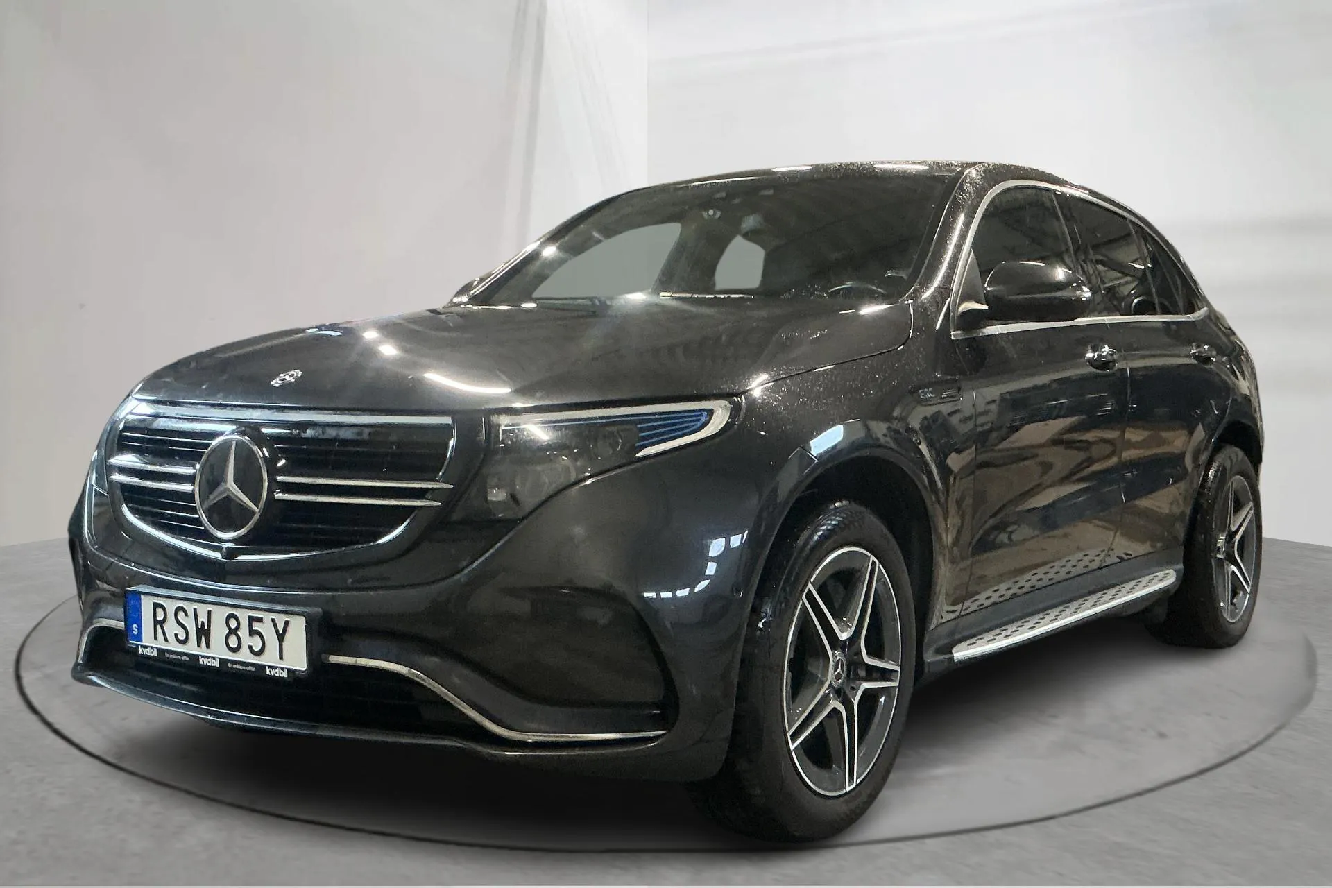 Presentation photo 1 of 19: Mercedes EQC 400 4MATIC 80kWh N293 (408hk) - 104 520 km - Automatic - gray - 2020