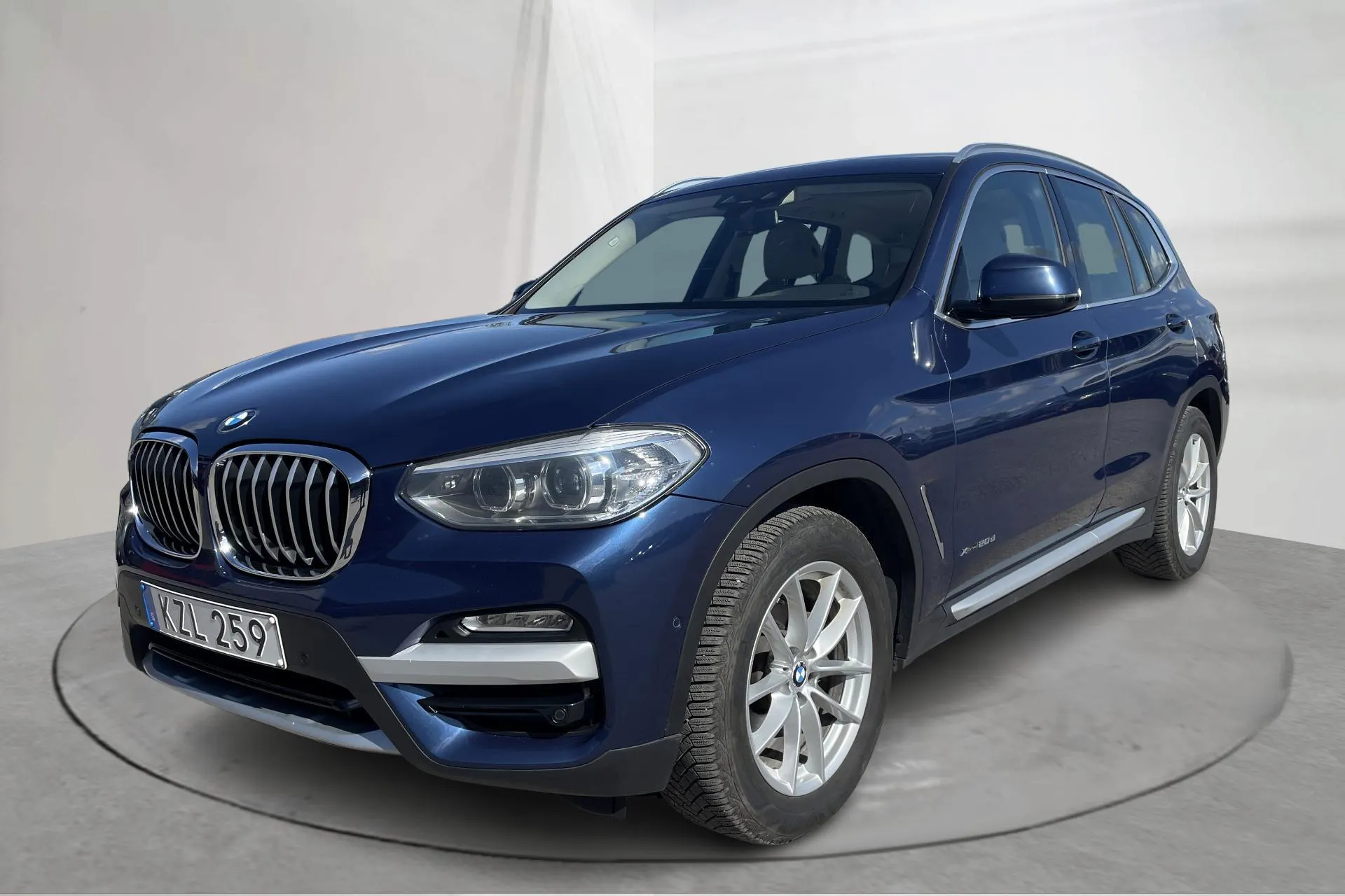 Presentation photo 1 of 22: BMW X3 xDrive20d, G01 (190hk) - 136 270 km - Automatic - blue - 2018