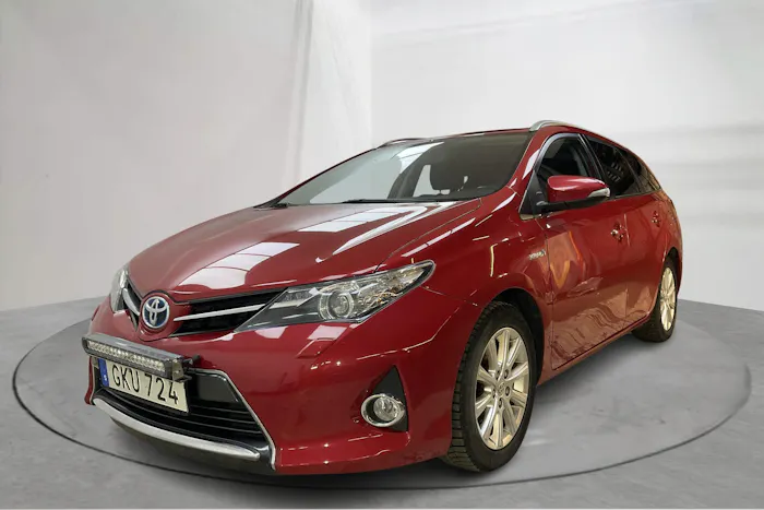 Toyota Auris 1.8 HSD Touring Sports (99hk)
