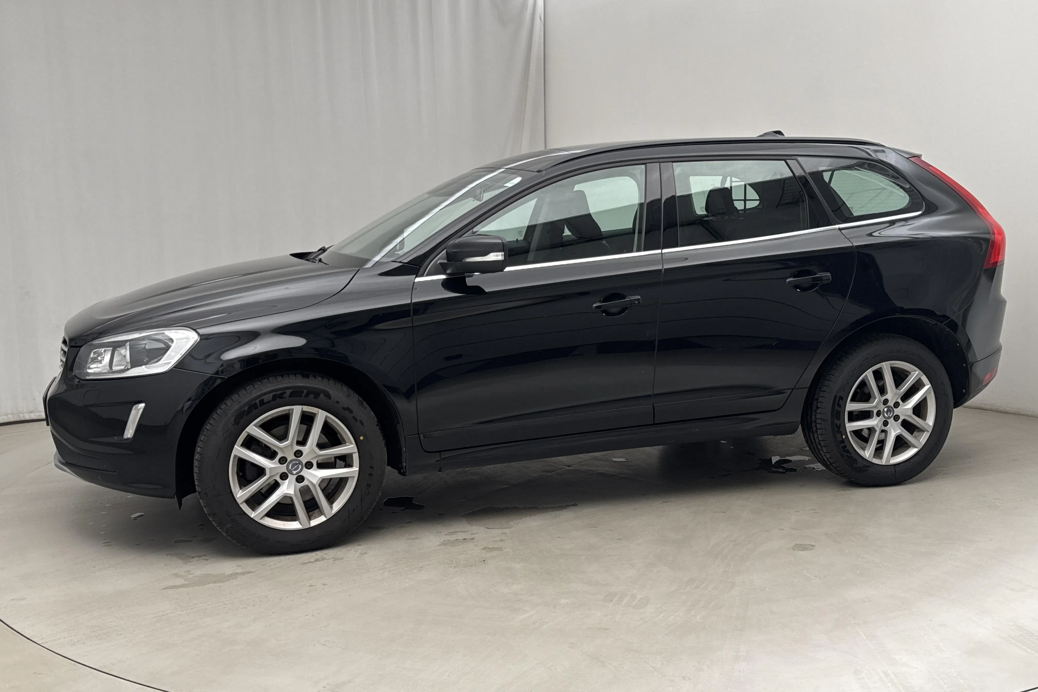 Presentation photo 2 of 16: Volvo XC60 D4 AWD (190hk) - 264 030 km - Automatic - black - 2017