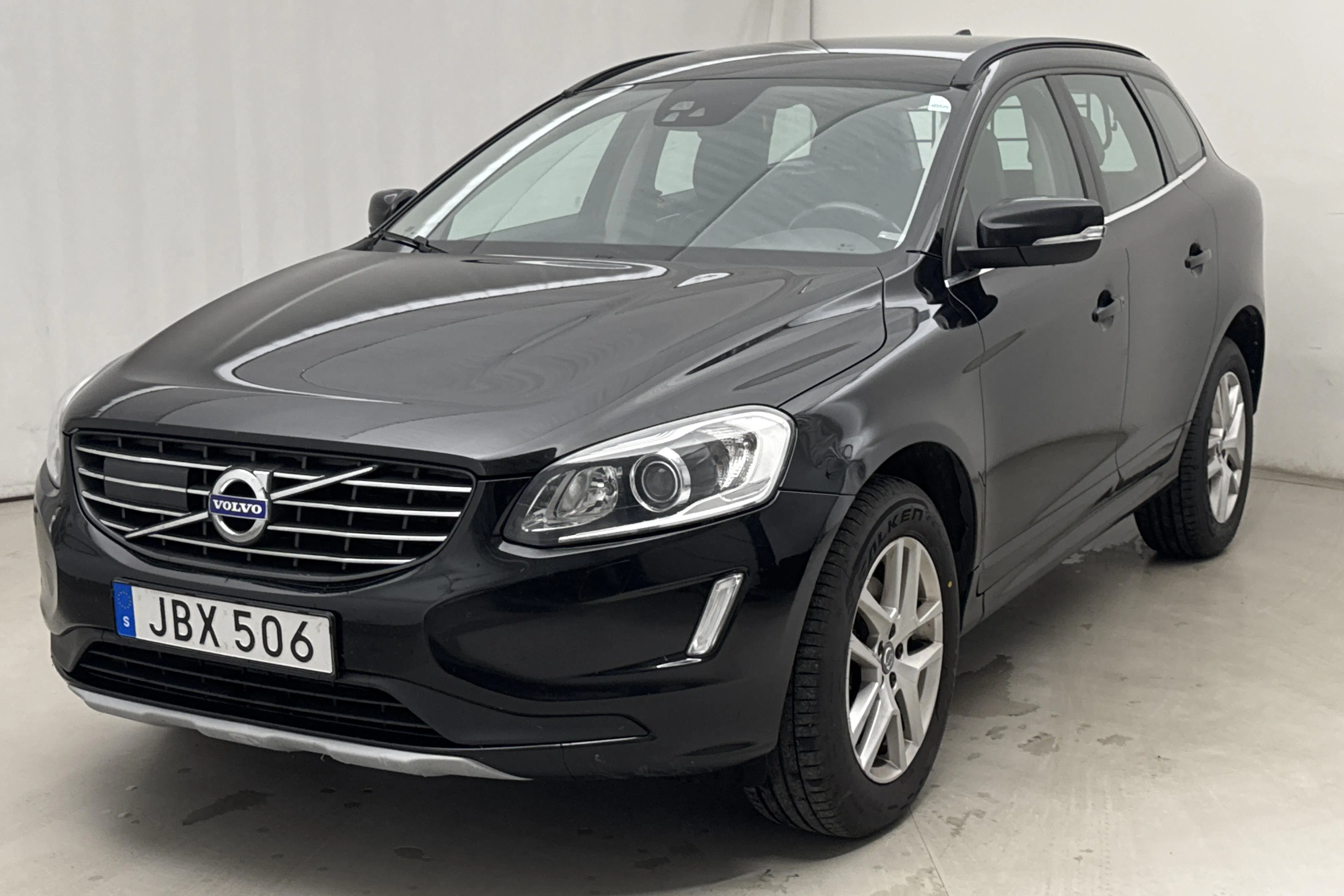 Presentation photo 1 of 16: Volvo XC60 D4 AWD (190hk) - 264 030 km - Automatic - black - 2017