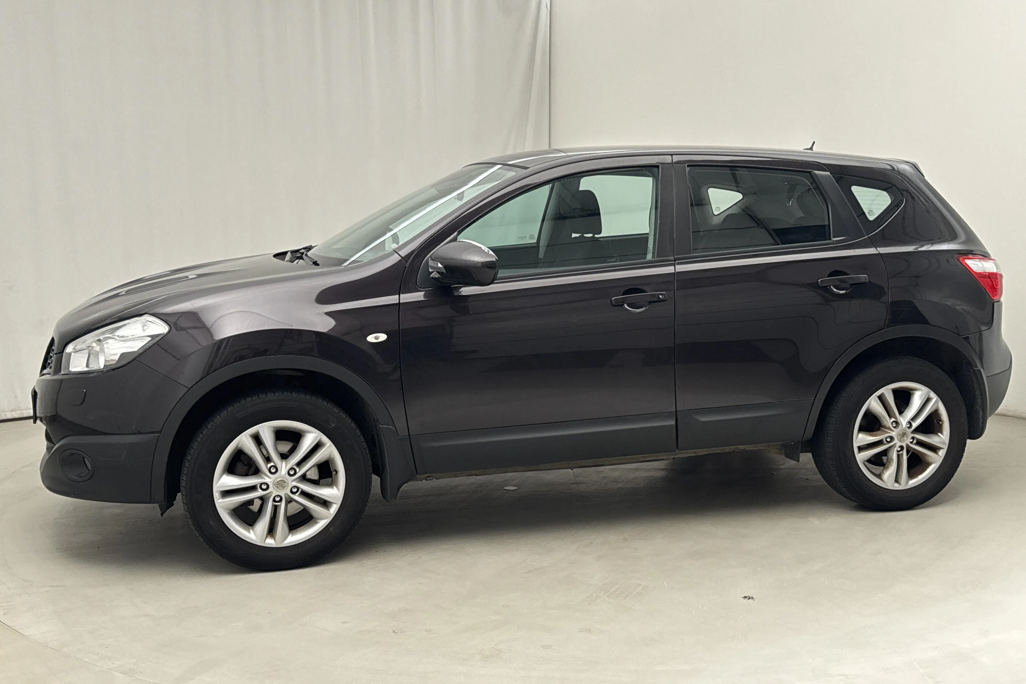 Presentationsfoto 2 av 15: Nissan Qashqai 2.0 (140hk) - 16 146 mil - Manuell - 2011