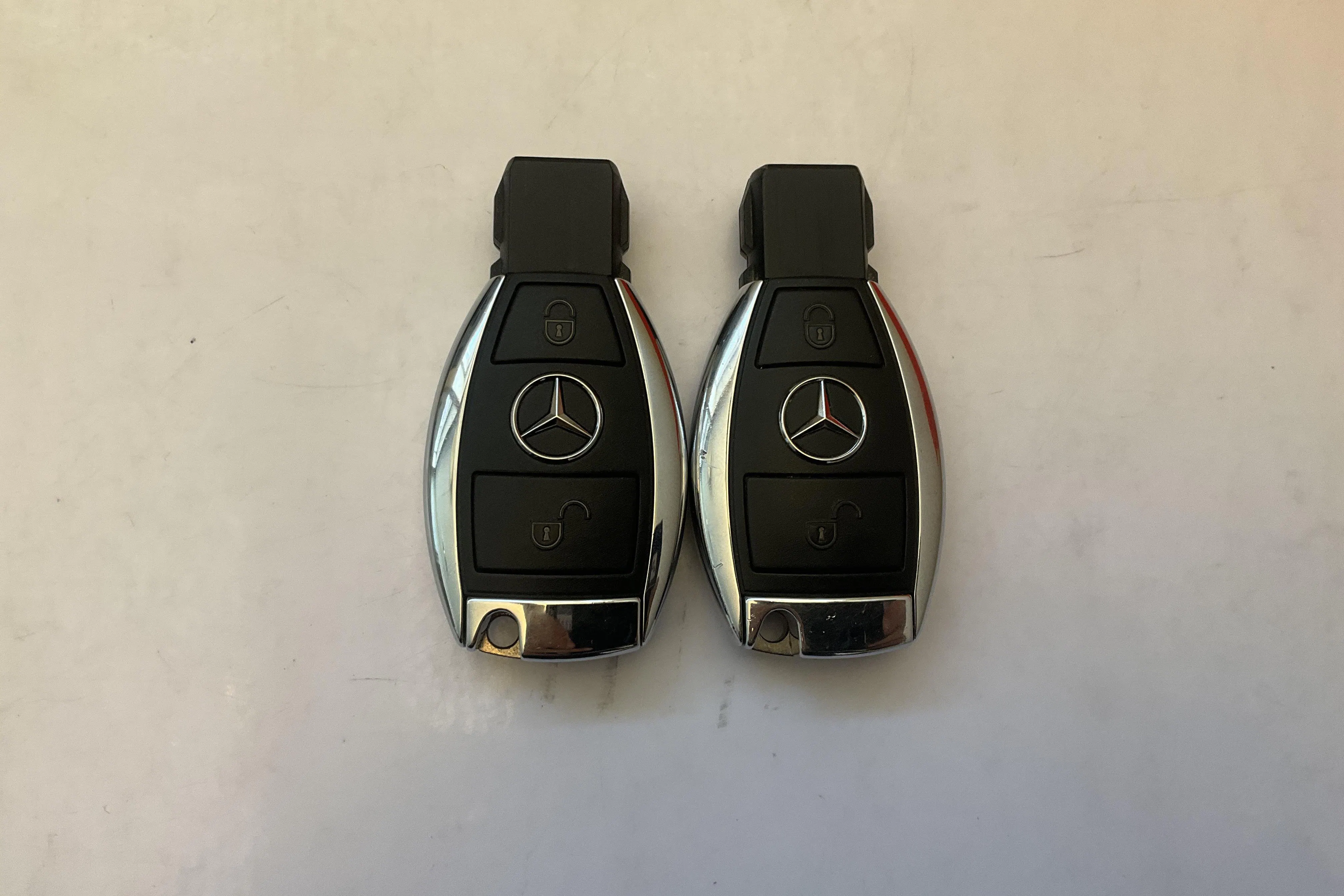 Presentation photo 14 of 14: Mercedes GLA 220 d 4MATIC X156 (170hk) - 50 380 km - Automatic - white - 2016