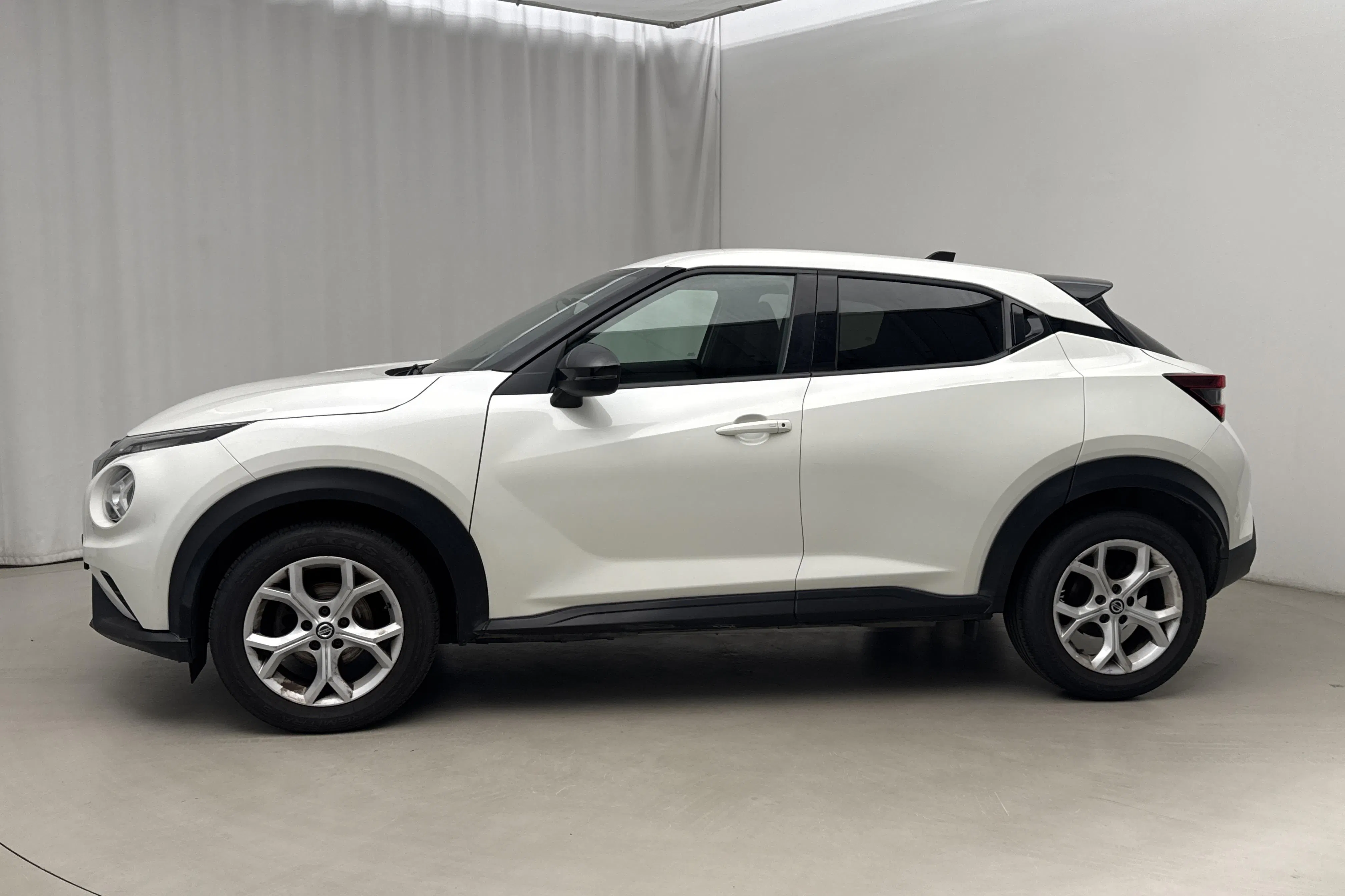 Presentationsfoto 2 av 16: Nissan Juke 1.6 DIG-T (117hk) - 11 333 mil - Manuell - vit - 2020