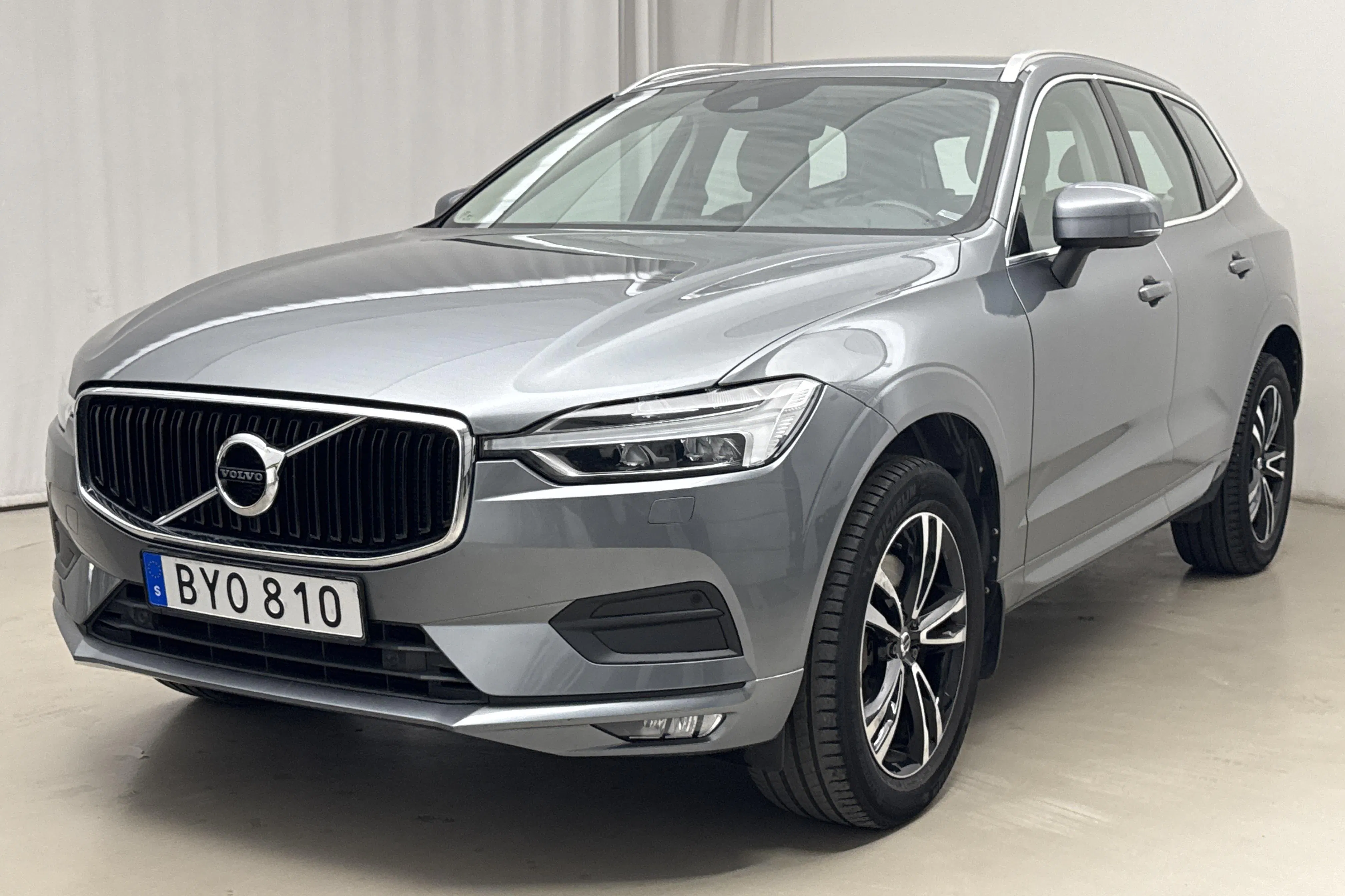 Presentation photo 1 of 24: Volvo XC60 D4 AWD (190hk) - 86 250 km - Automatic - gray - 2018