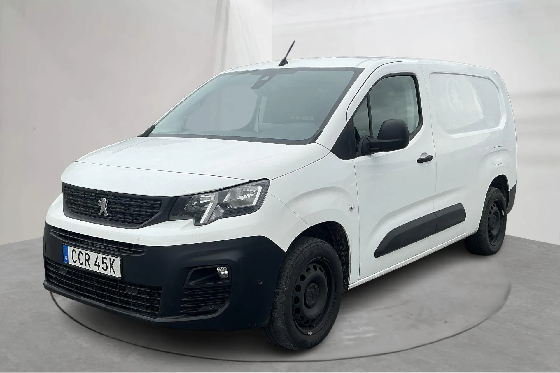 Presentation photo 1 of 14: Peugeot Partner 1.5 HDI Skåp (130hk) - 102 260 km - Automatic - white - 2021