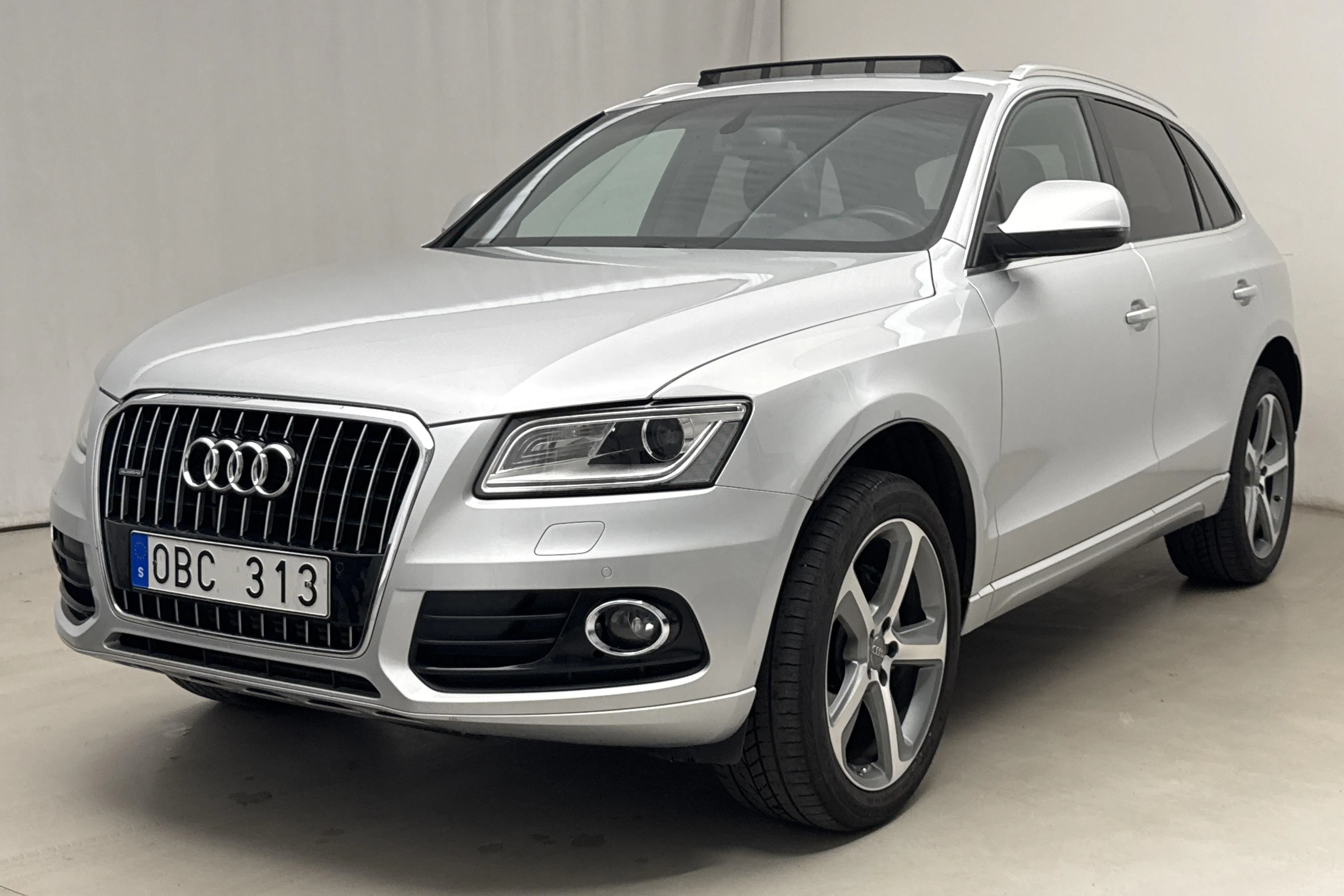 Presentation photo 1 of 25: Audi Q5 2.0 TDI quattro (177hk) - 143 530 km - Automatic - silver - 2014