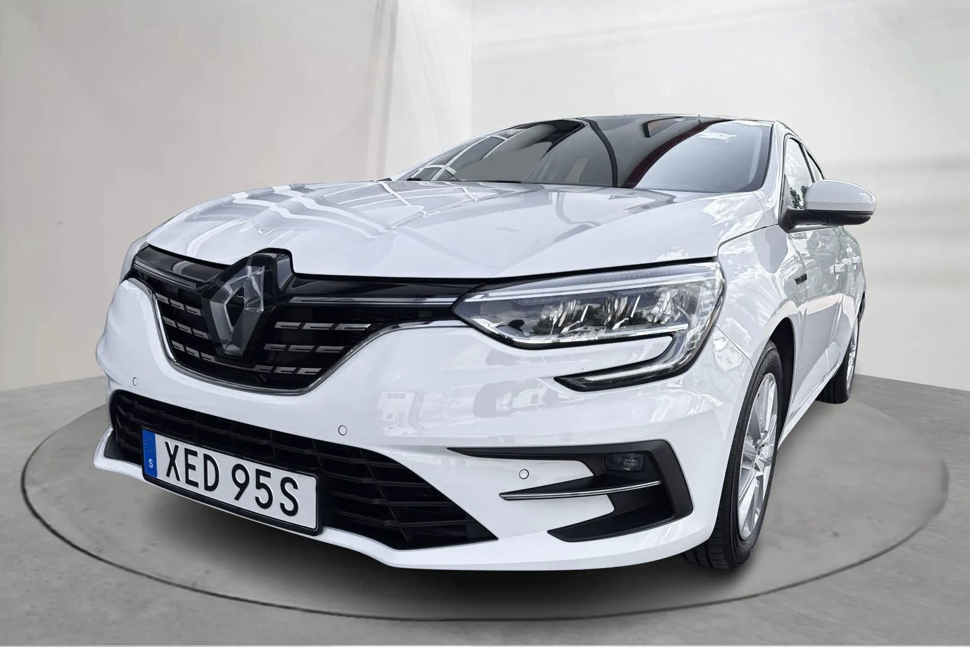 Presentationsfoto 1 av 12: Renault Mégane 1.5 dCi 5dr (115hk) - 6 981 mil - Automat - vit - 2023