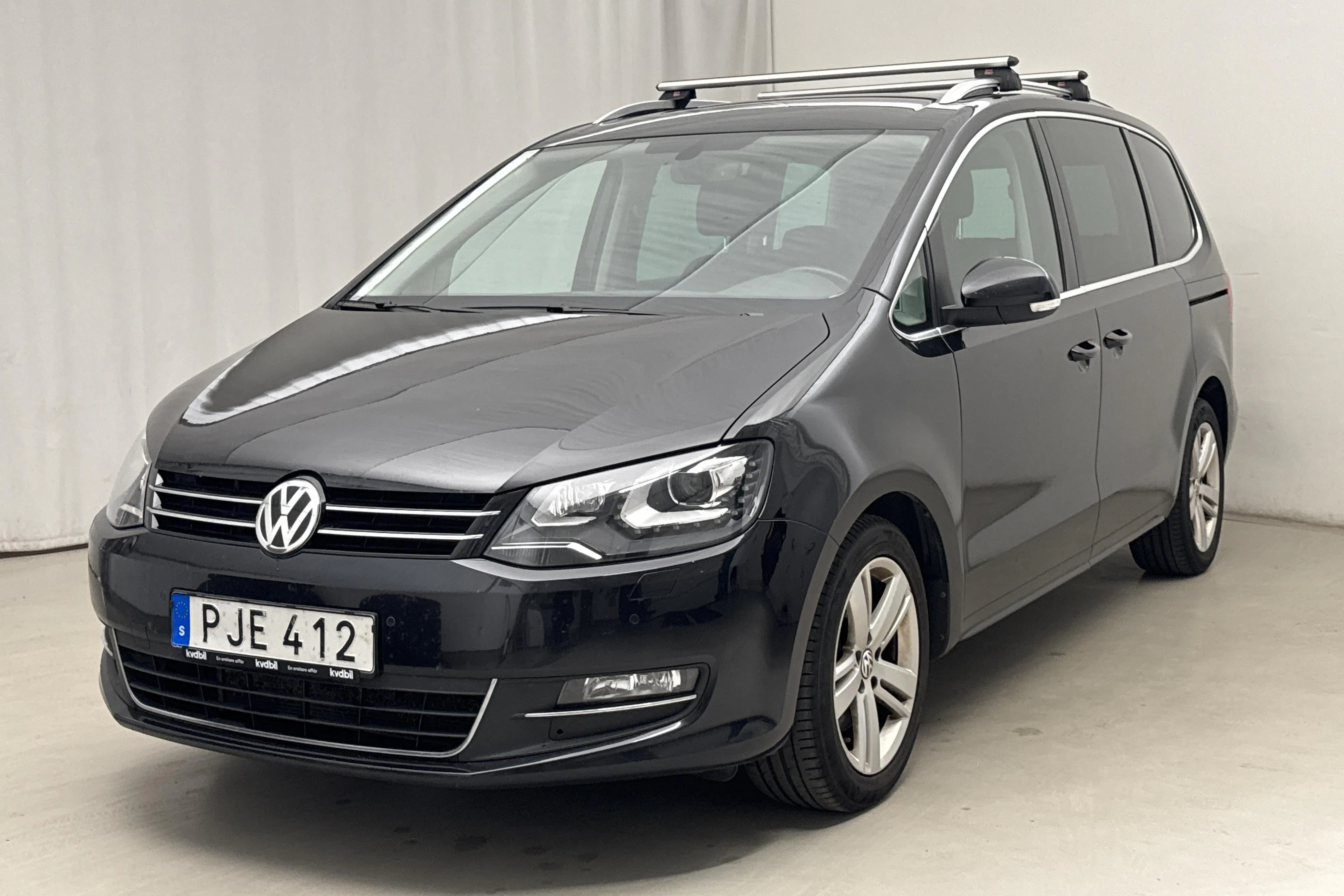 Presentation photo 1 of 21: VW Sharan 2.0 TDI 4Motion (184hk) - 141 140 km - Automatic - black - 2018