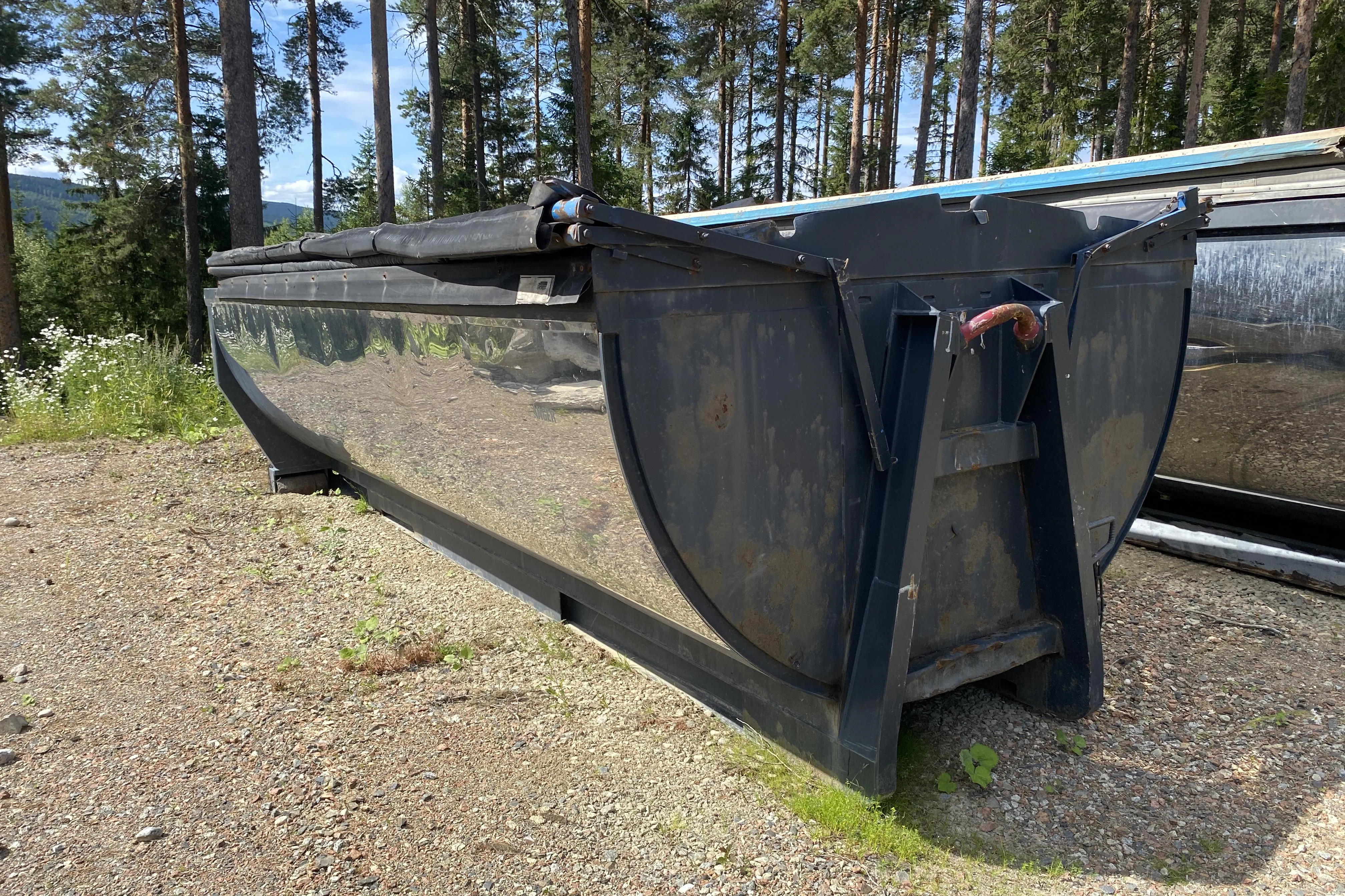Presentation photo 1 of 8: LMV asfaltflak, lastväxlarflak - 0 km