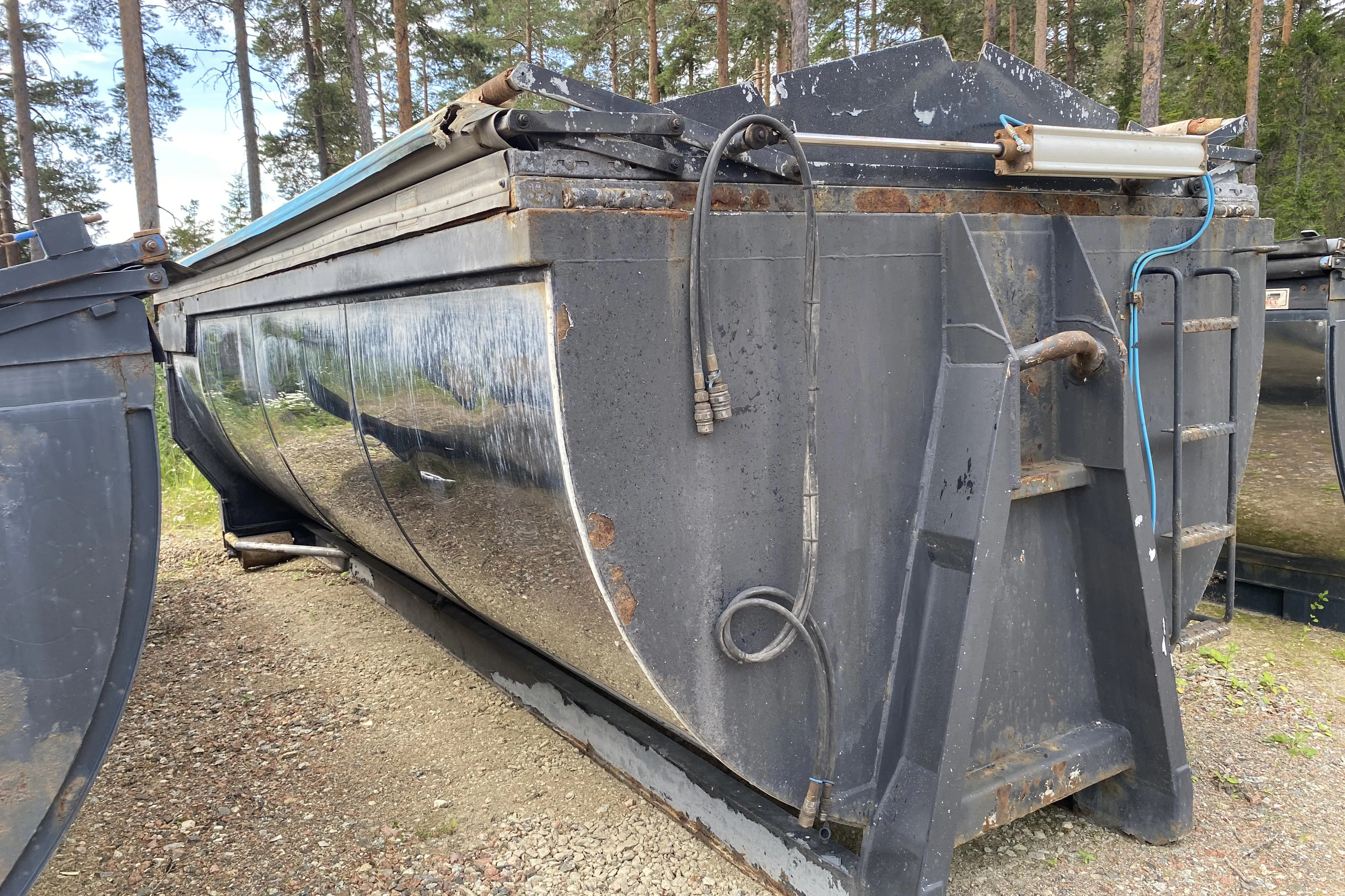 Presentation photo 2 of 9: CMT CMT ASF 16 Asfaltflak, lastväxlarflak - 0 km - 2010