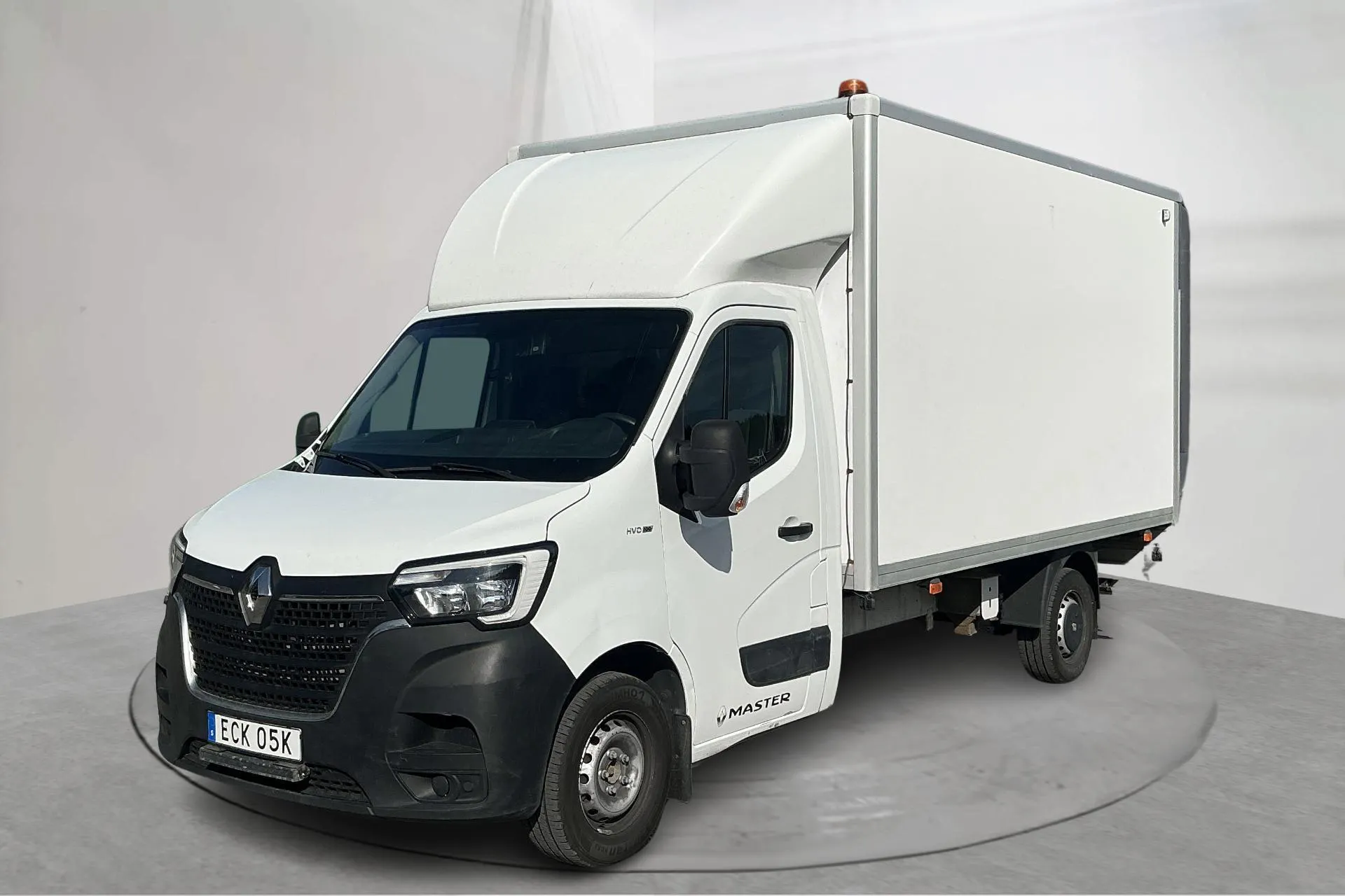 Presentation photo 1 of 12: Renault Master 2.3 dCi Volymskåp 2WD (150hk) - 91 680 km - Automatic - white - 2020