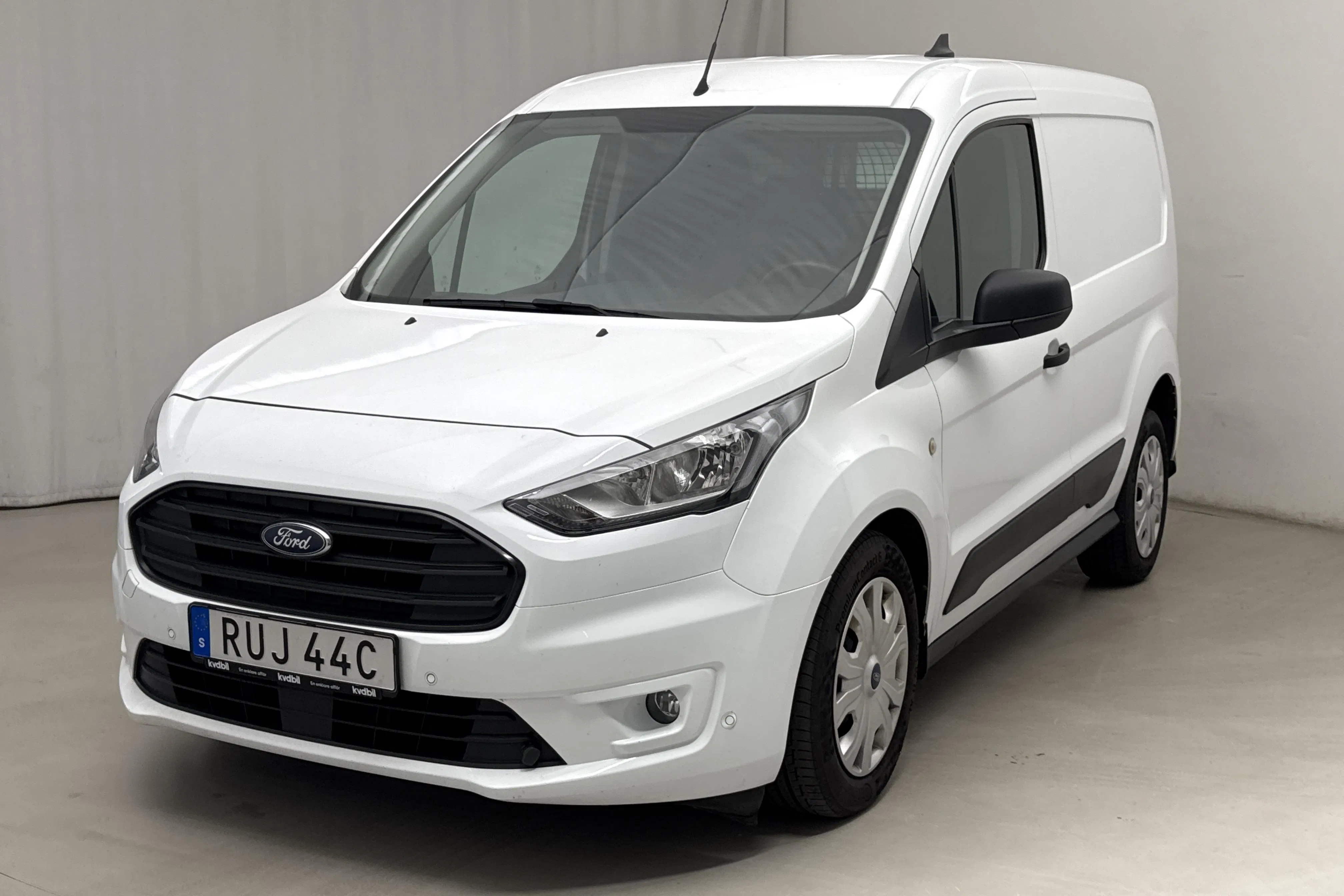 Presentation photo 1 of 14: Ford Transit Connect 1.5 EcoBlue (100hk) - 48 350 km - Automatic - white - 2021