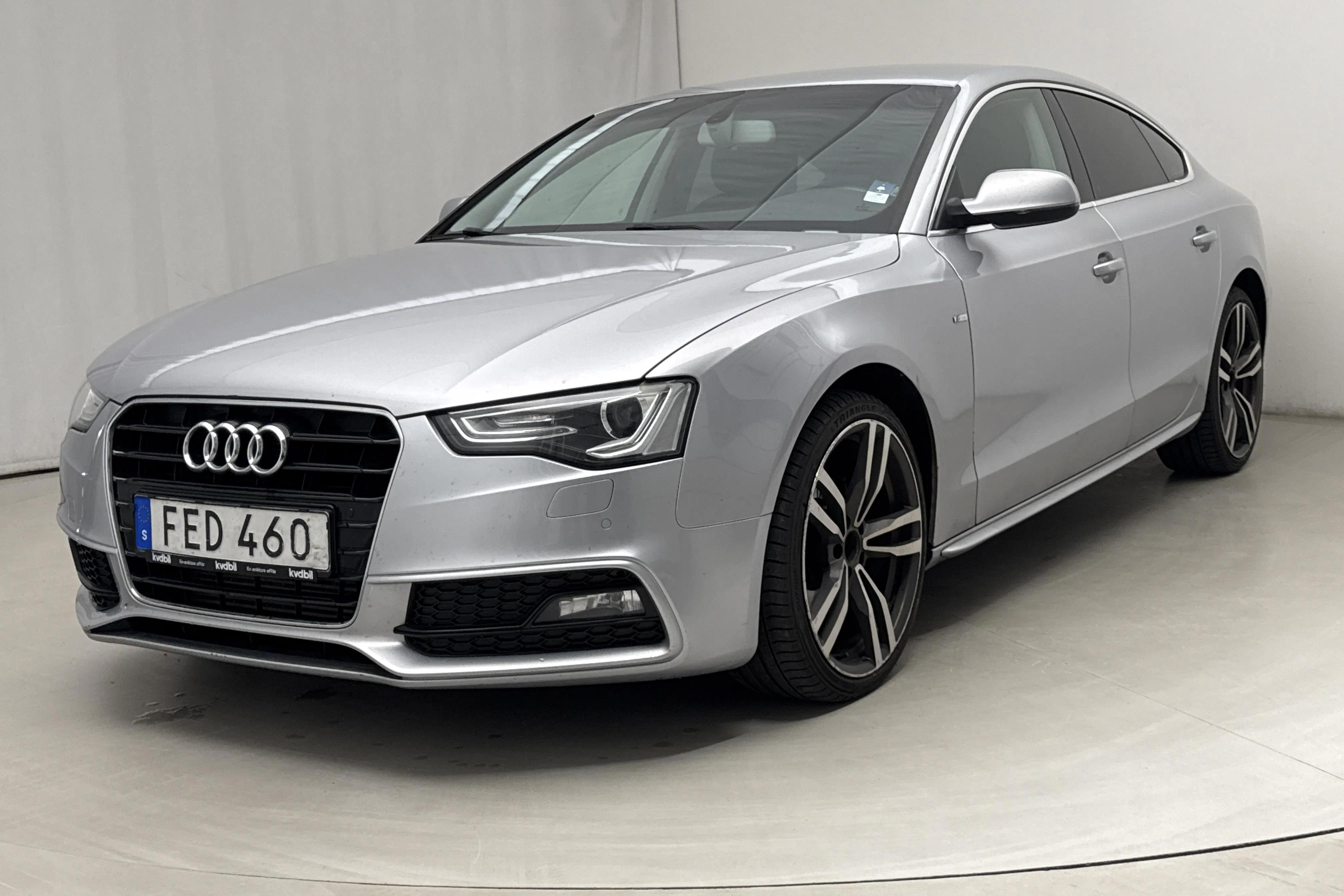 Presentationsfoto 1 av 14: Audi A5 1.8 TFSI Sportback (177hk) - 20 221 mil - Automat - silver - 2016