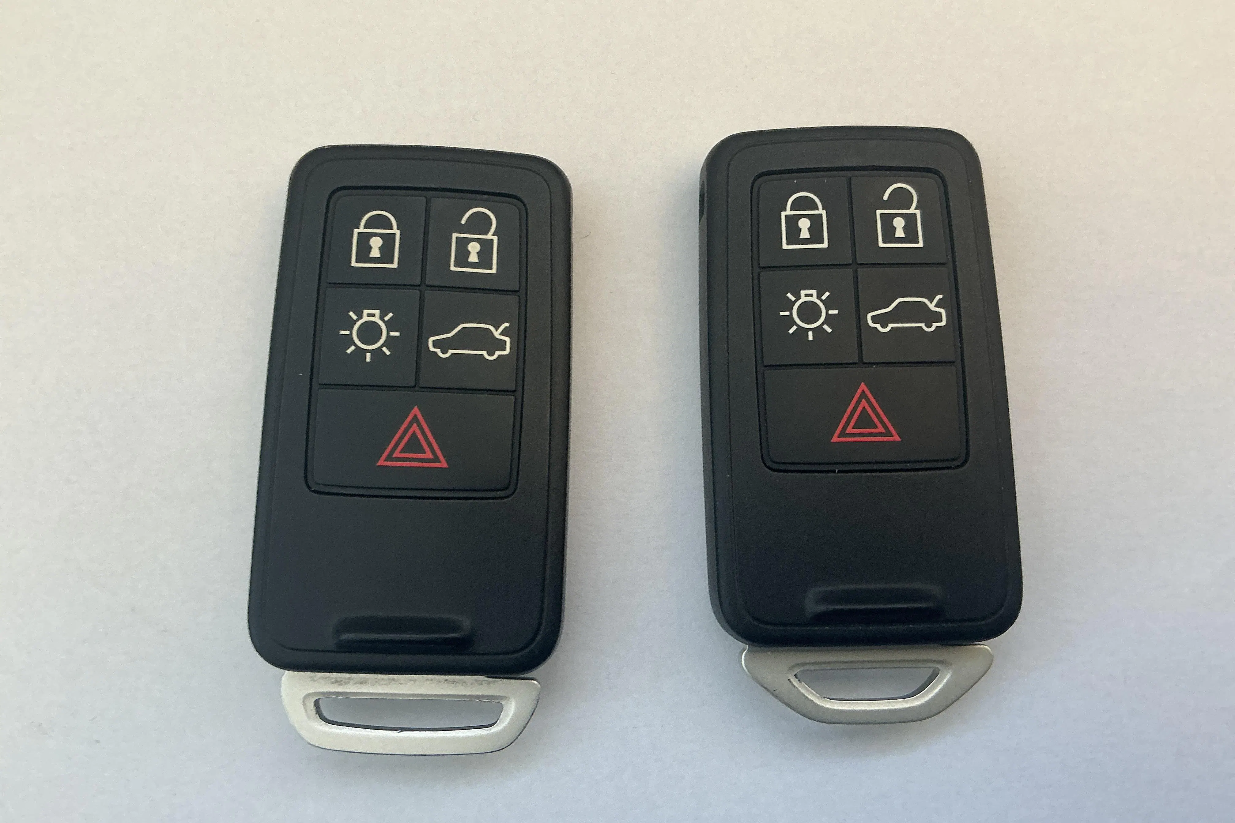 Presentationsfoto 16 av 16: Volvo V40 T3 (152hk) - 11 854 mil - Automat - grå - 2019