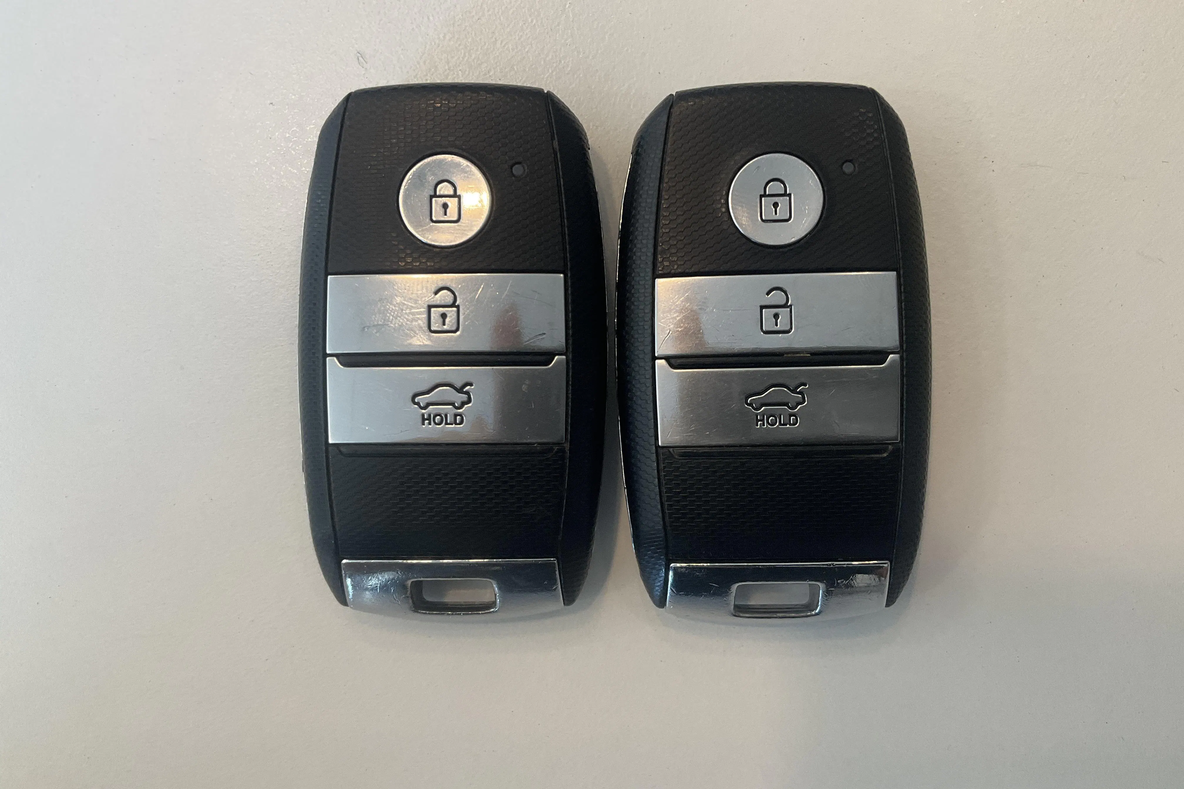 Presentation photo 20 of 20: KIA Optima 2.0 GDi Plug-in Hybrid SW (205hk) - 181 440 km - Automatic - red - 2018
