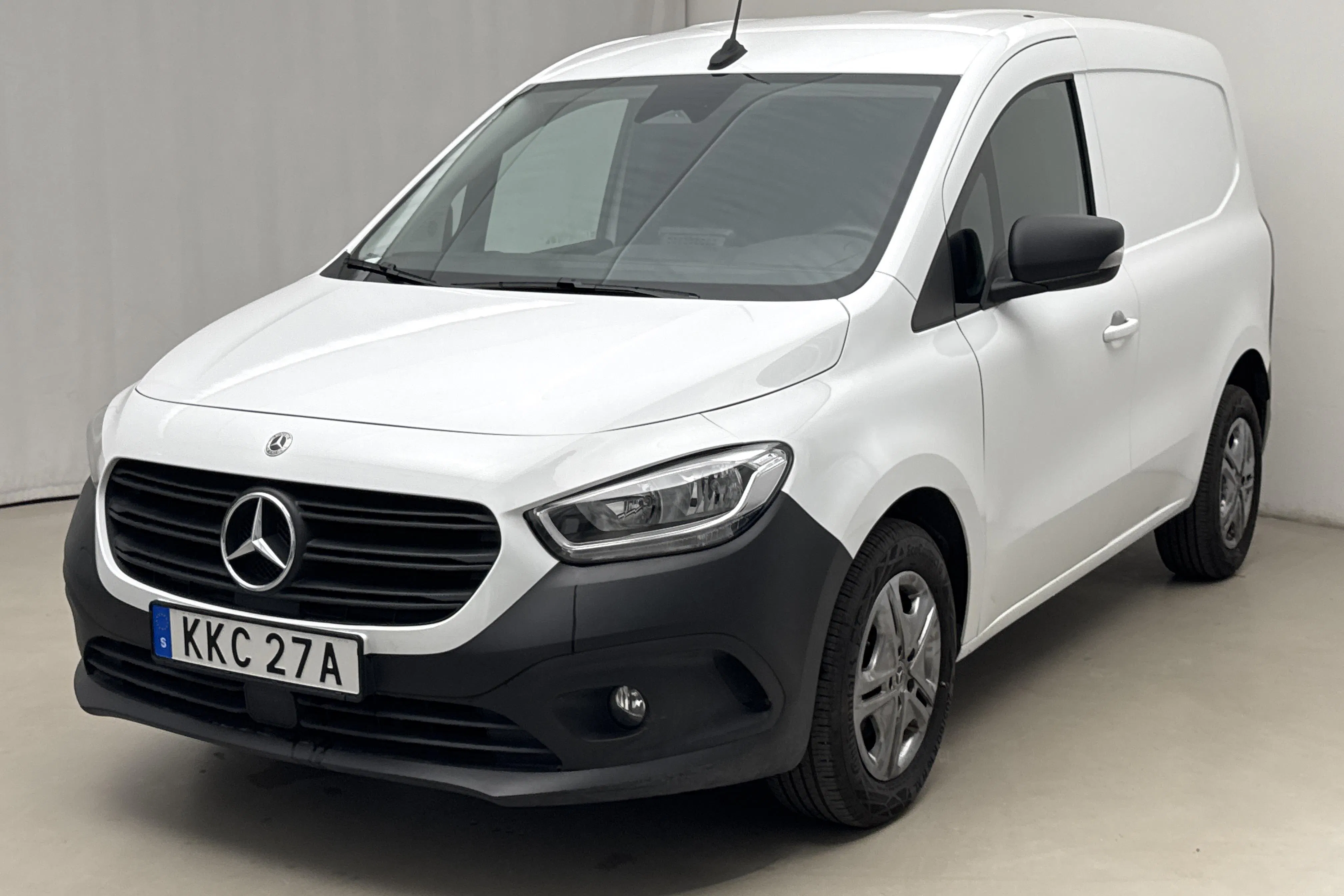 Presentationsfoto 1 av 15: Mercedes Citan 110 1.5 CDI (95hk) - 1 624 mil - Automat - vit - 2025
