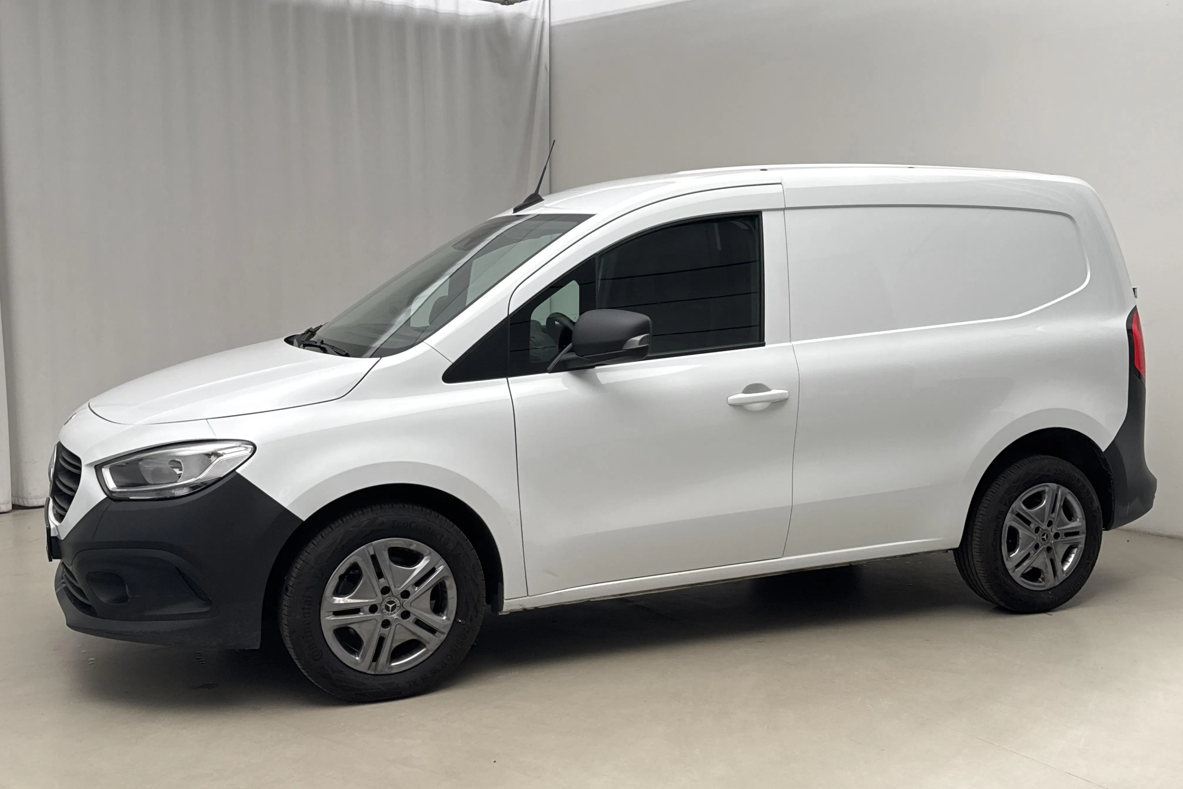 Presentationsfoto 2 av 15: Mercedes Citan 110 1.5 CDI (95hk) - 1 624 mil - Automat - vit - 2025