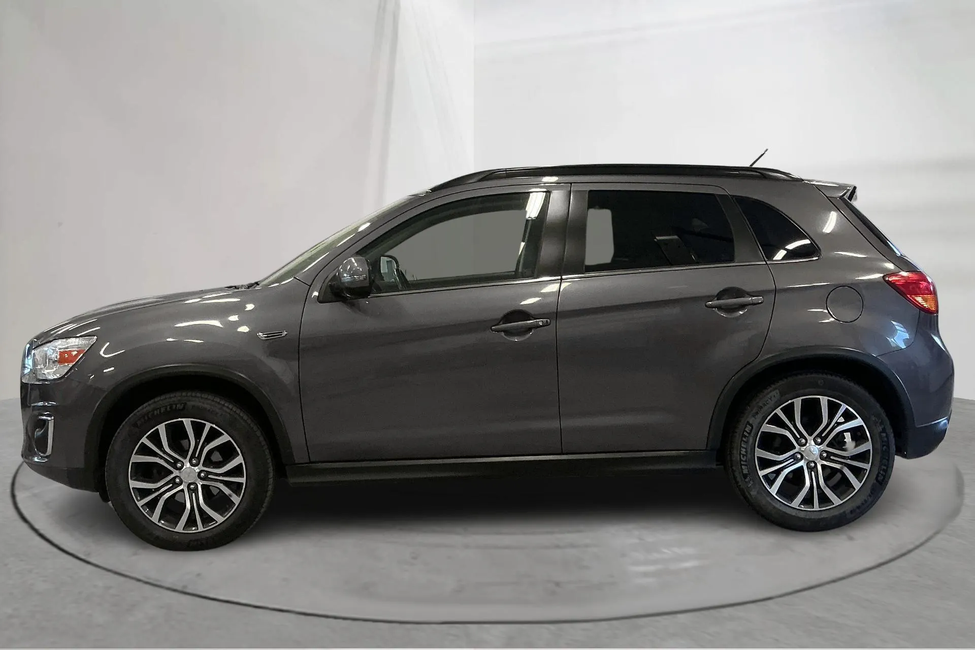 Presentationsfoto 2 av 14: Mitsubishi ASX 2.2D 4WD (150hk) - 17 064 mil - Automat - brun - 2016