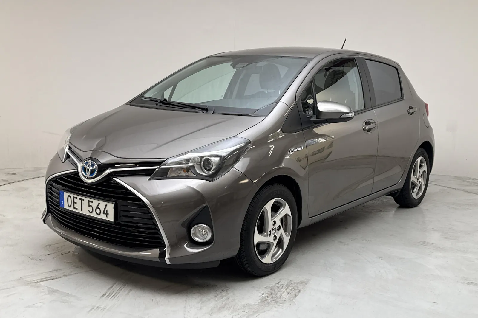 Toyota Yaris 1.5 HSD 5dr 73 л.с.