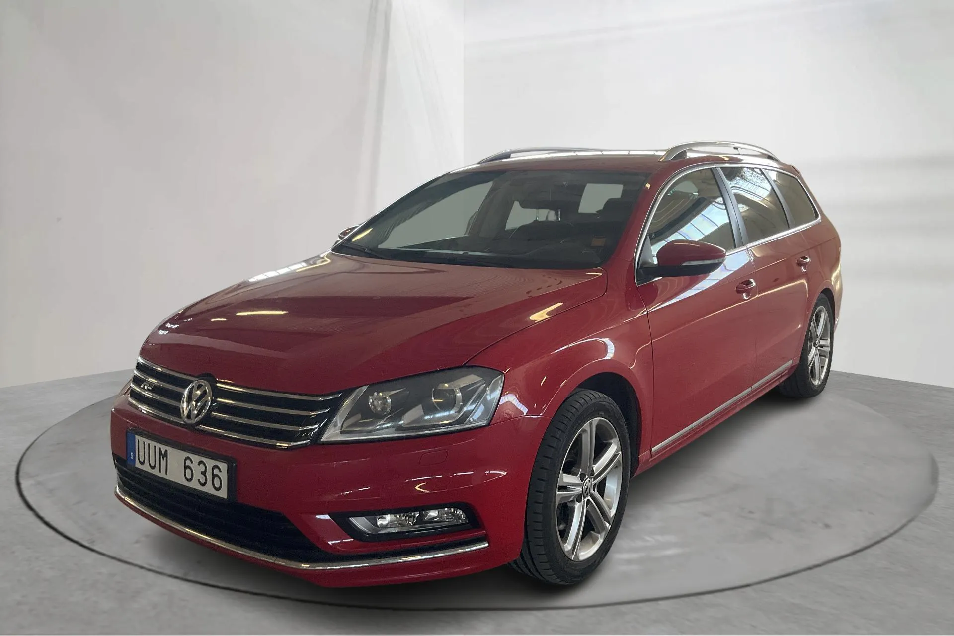 Presentation photo 1 of 19: VW Passat 1.4 TSI EcoFuel Variant (150hk) - 172 910 km - Automatic - red - 2014
