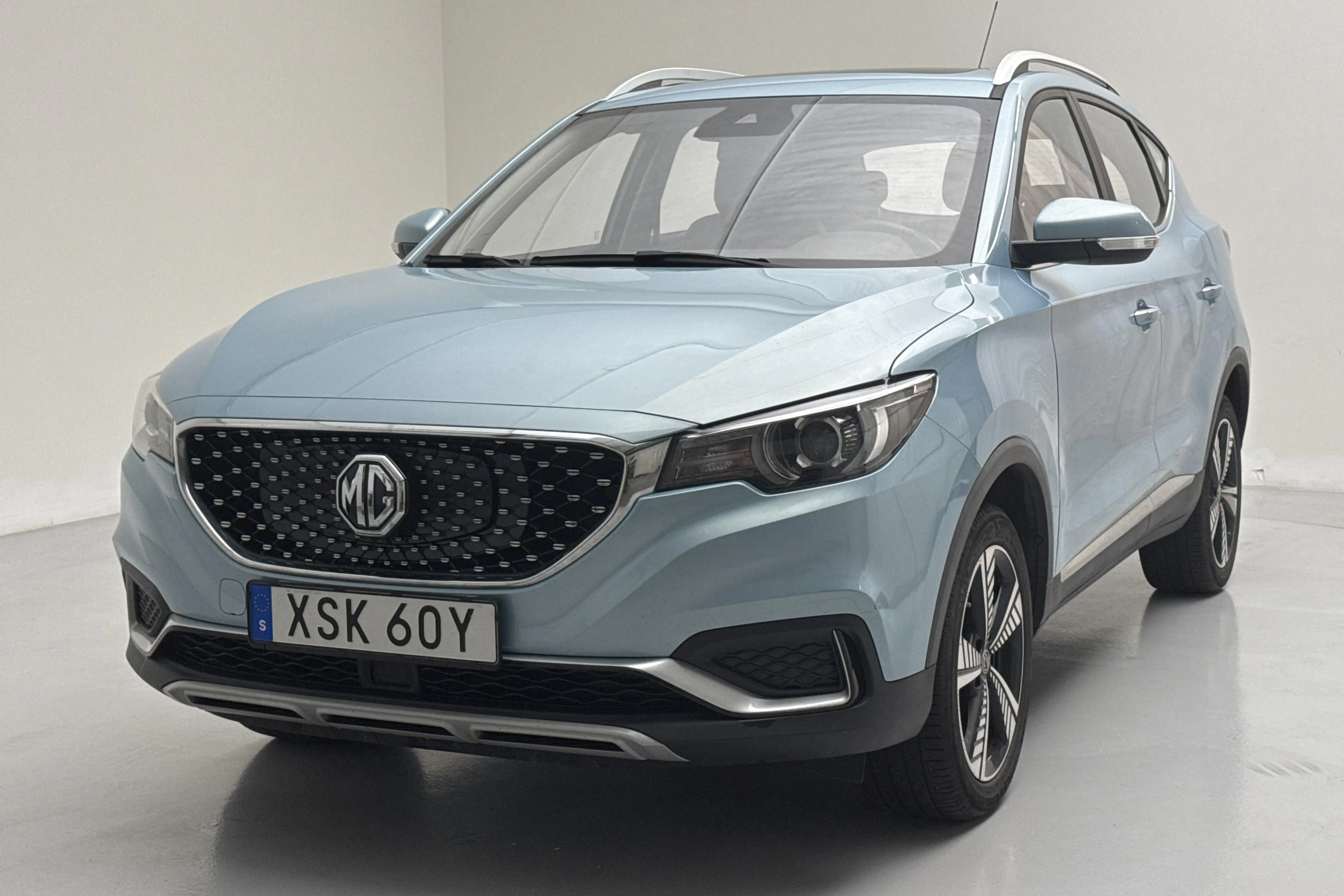 Presentation photo 1 of 19: MG ZS EV (143hk) - 76 460 km - Automatic - blue - 2020