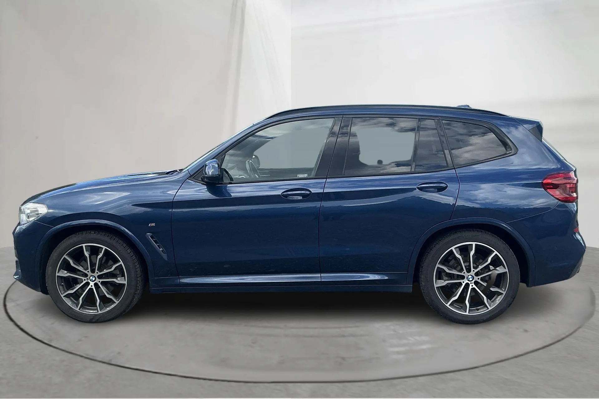 Presentation photo 2 of 16: BMW X3 xDrive20d, G01 (190hk) - 91 140 km - Automatic - blue - 2019