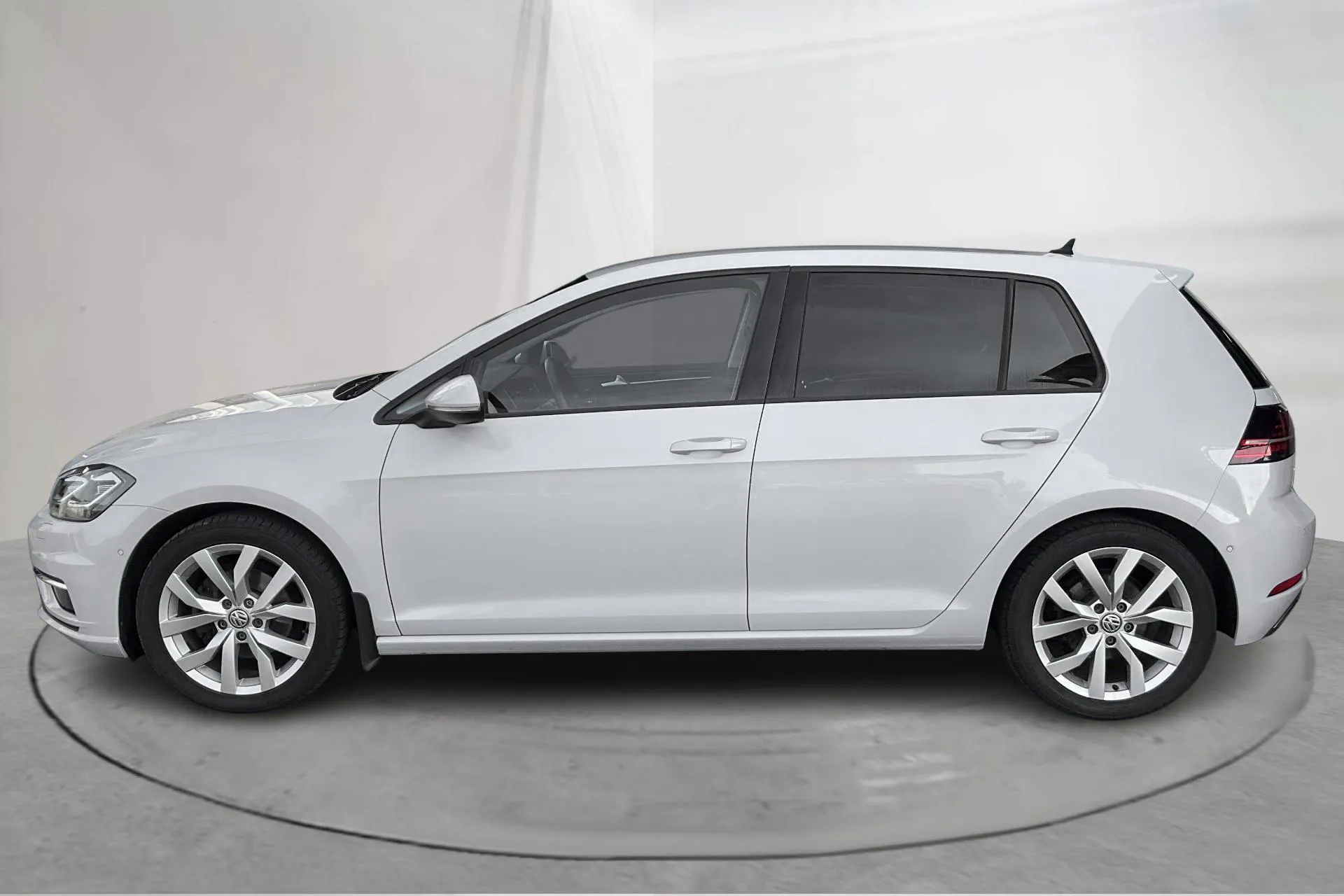 Presentation photo 2 of 19: VW Golf VII 1.4 TSI 5dr (150hk) - 77 050 km - Manual - silver - 2017