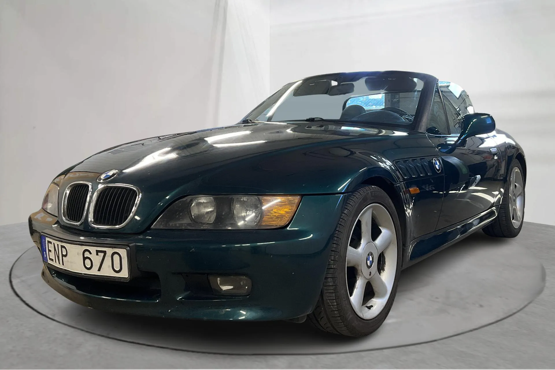 Presentation photo 1 of 17: BMW Z3 1.9 Cabriolet (140hk) - 170 940 km - Manual - green - 1996