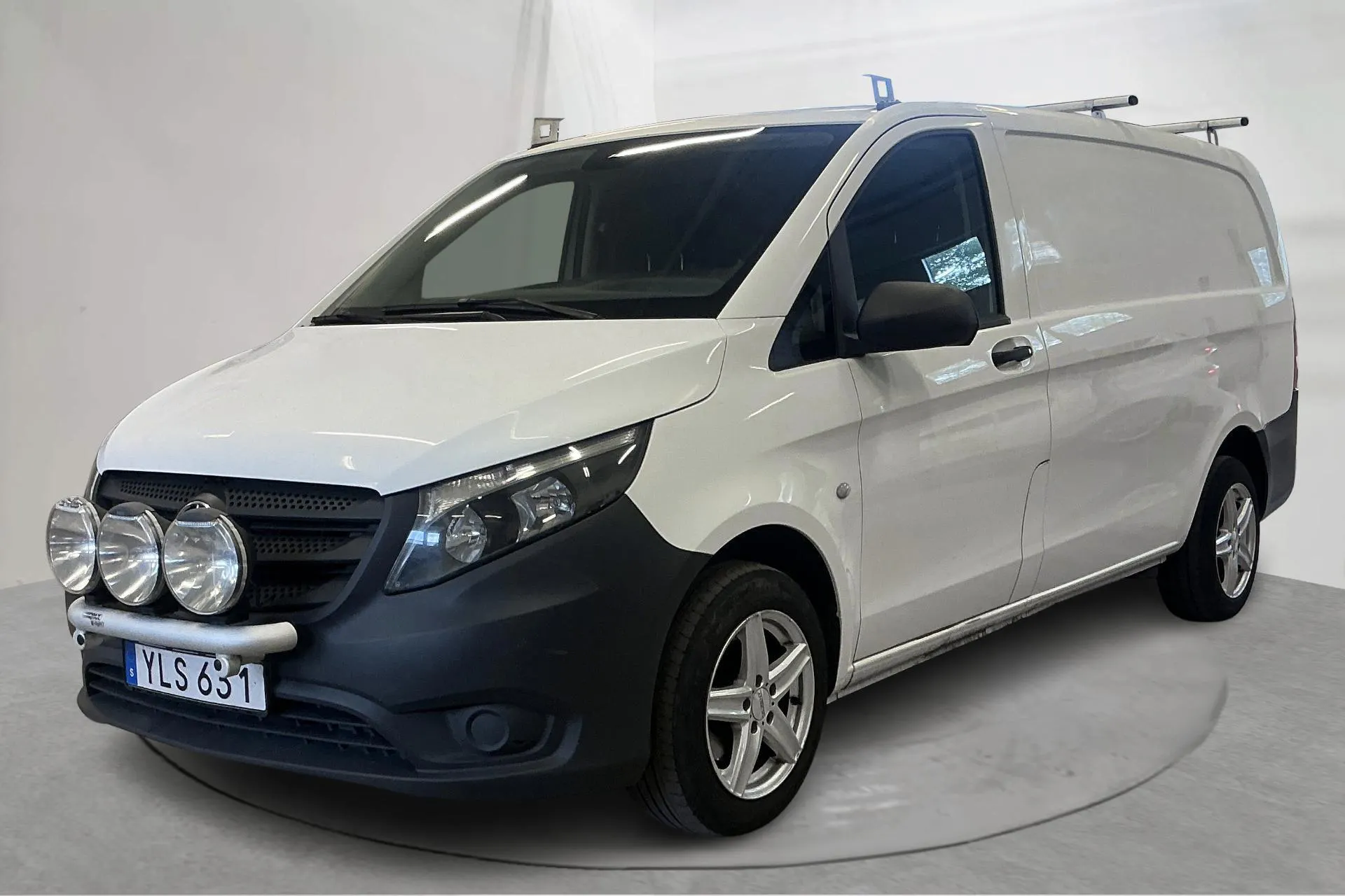 Presentation photo 1 of 14: Mercedes Vito 114 CDI W640 (136hk) - 135 310 km - Automatic - white - 2017