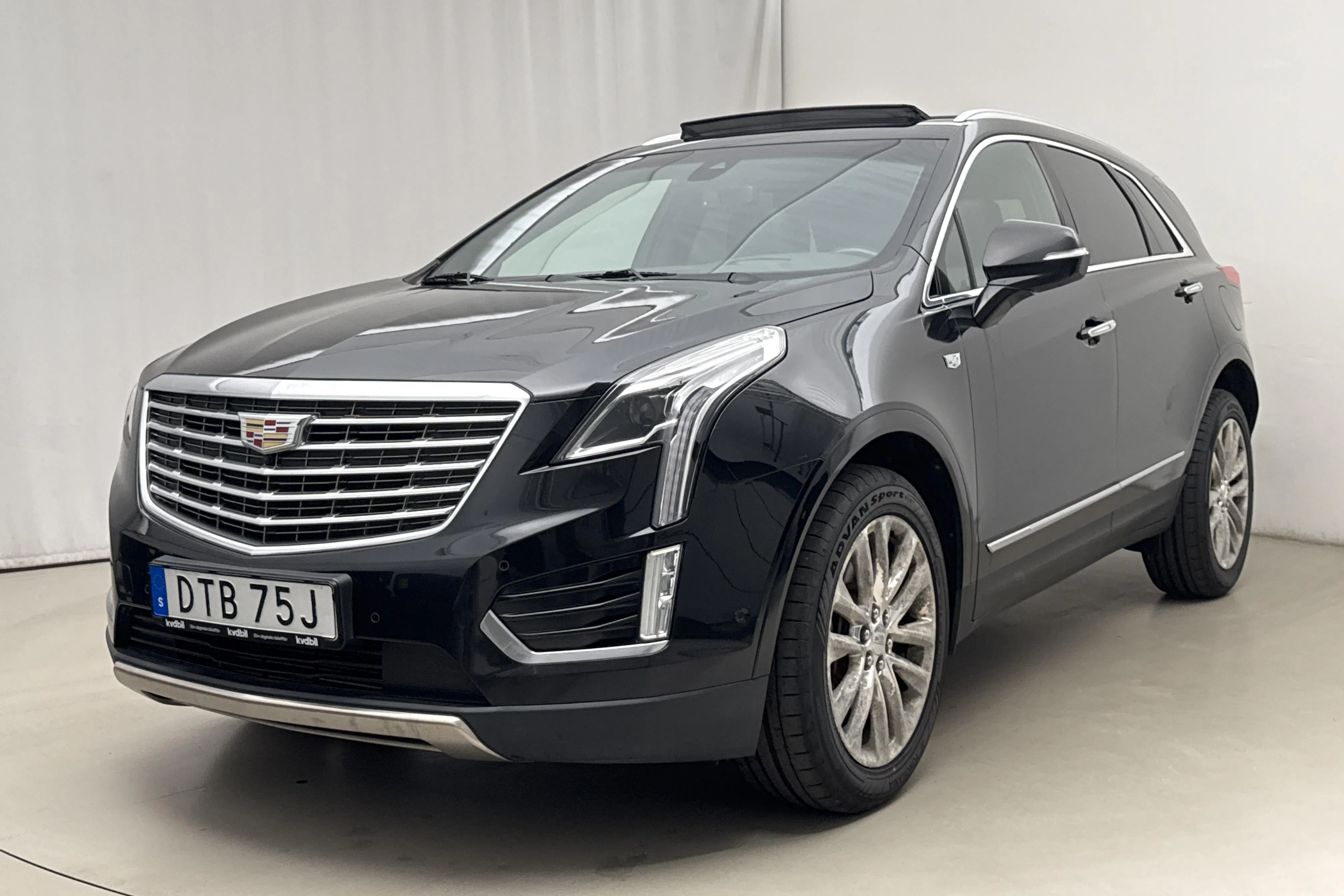 Presentation photo 1 of 22: Cadillac XT5 3.6 V6 AFM AWD (314hk) - 192 510 km - Automatic - black - 2018