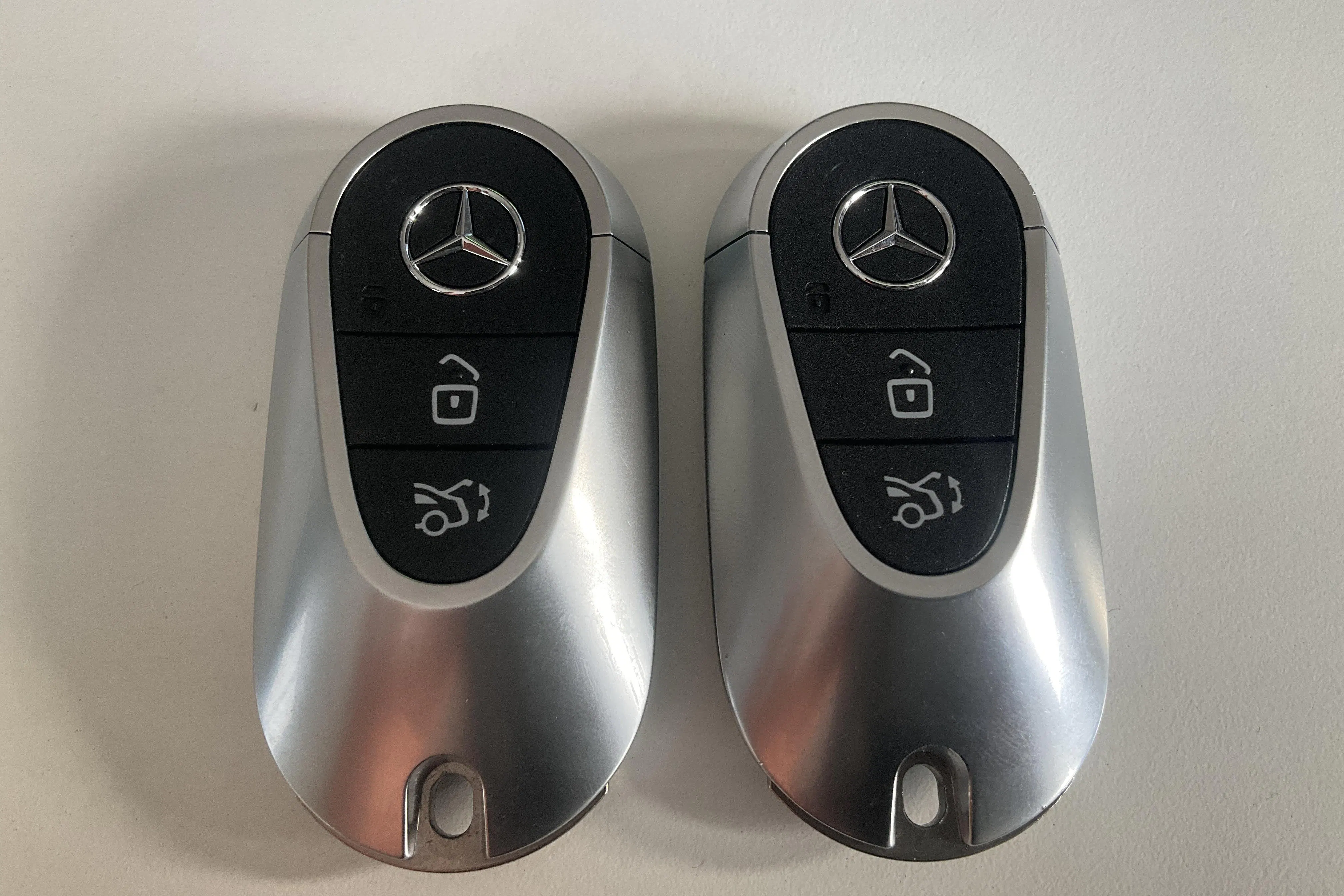 Presentation photo 25 of 25: Mercedes GLC 300 de 4MATIC X254 (333hk) - 8 720 km - Automatic - white - 2026