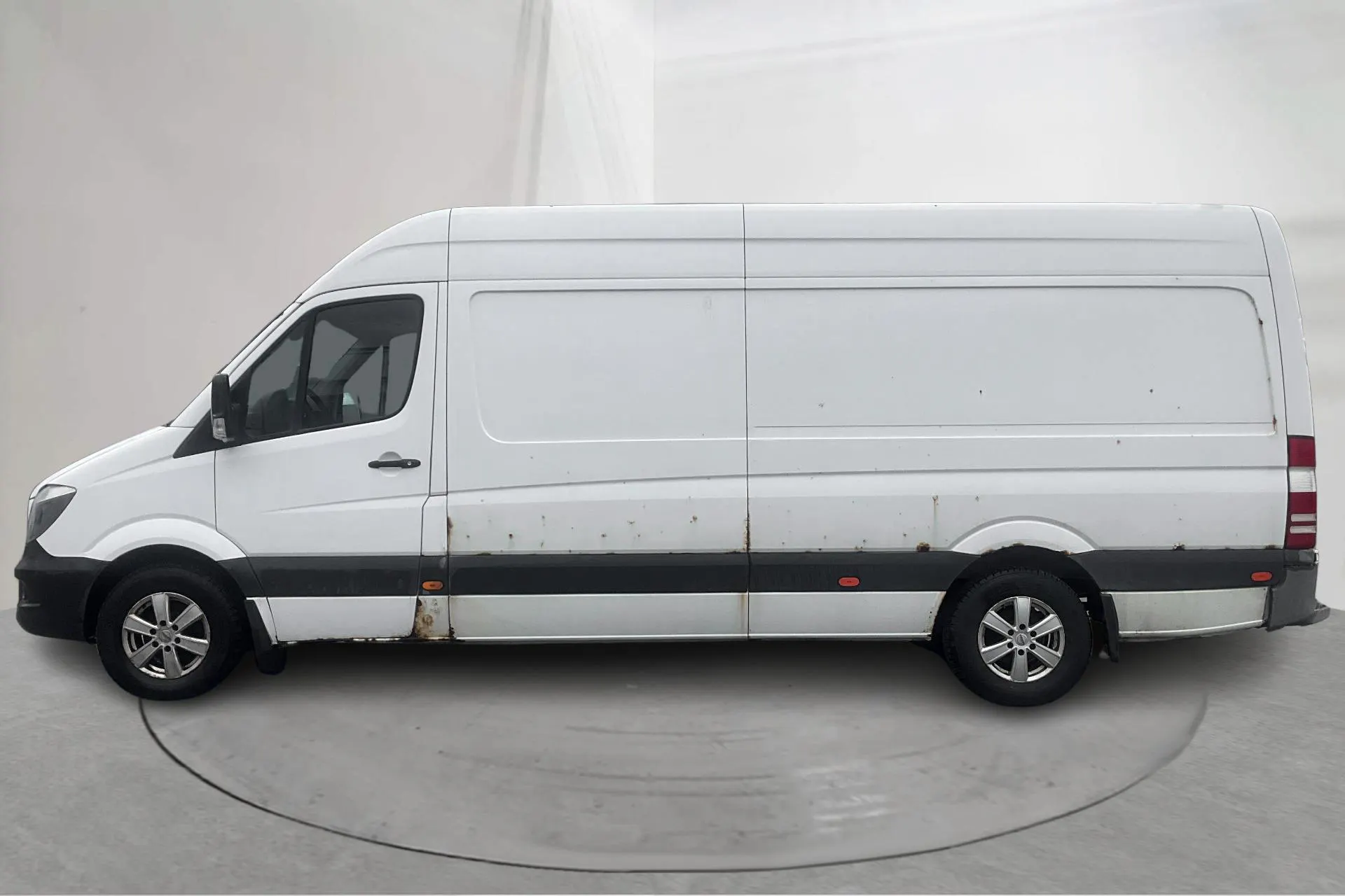 Presentation photo 2 of 16: Mercedes Sprinter 316 CDI (163hk) - 349 360 km - Manual - white - 2014