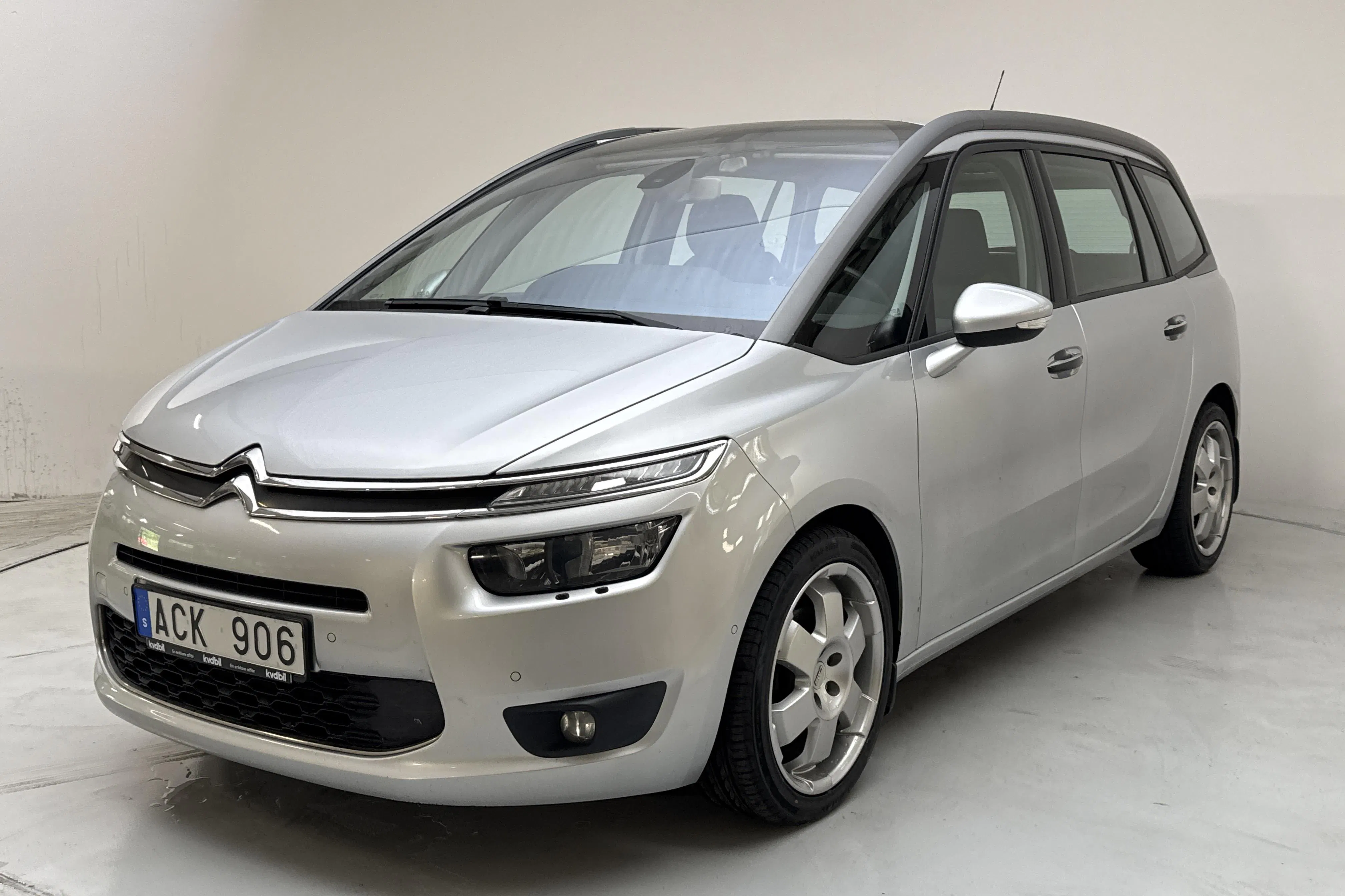 Presentationsfoto 1 av 16: Citroën C4 Grand Picasso 1.6 HDi (92hk) - 19 420 mil - Automat - silver - 2013