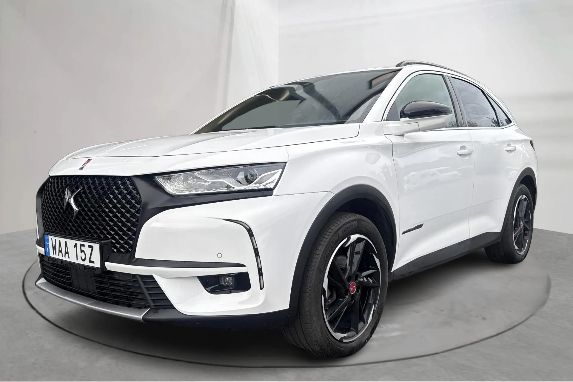 Presentationsfoto 1 av 17: DS DS7 Crossback PureTech (180hk) - 7 683 mil - Automat - vit - 2022