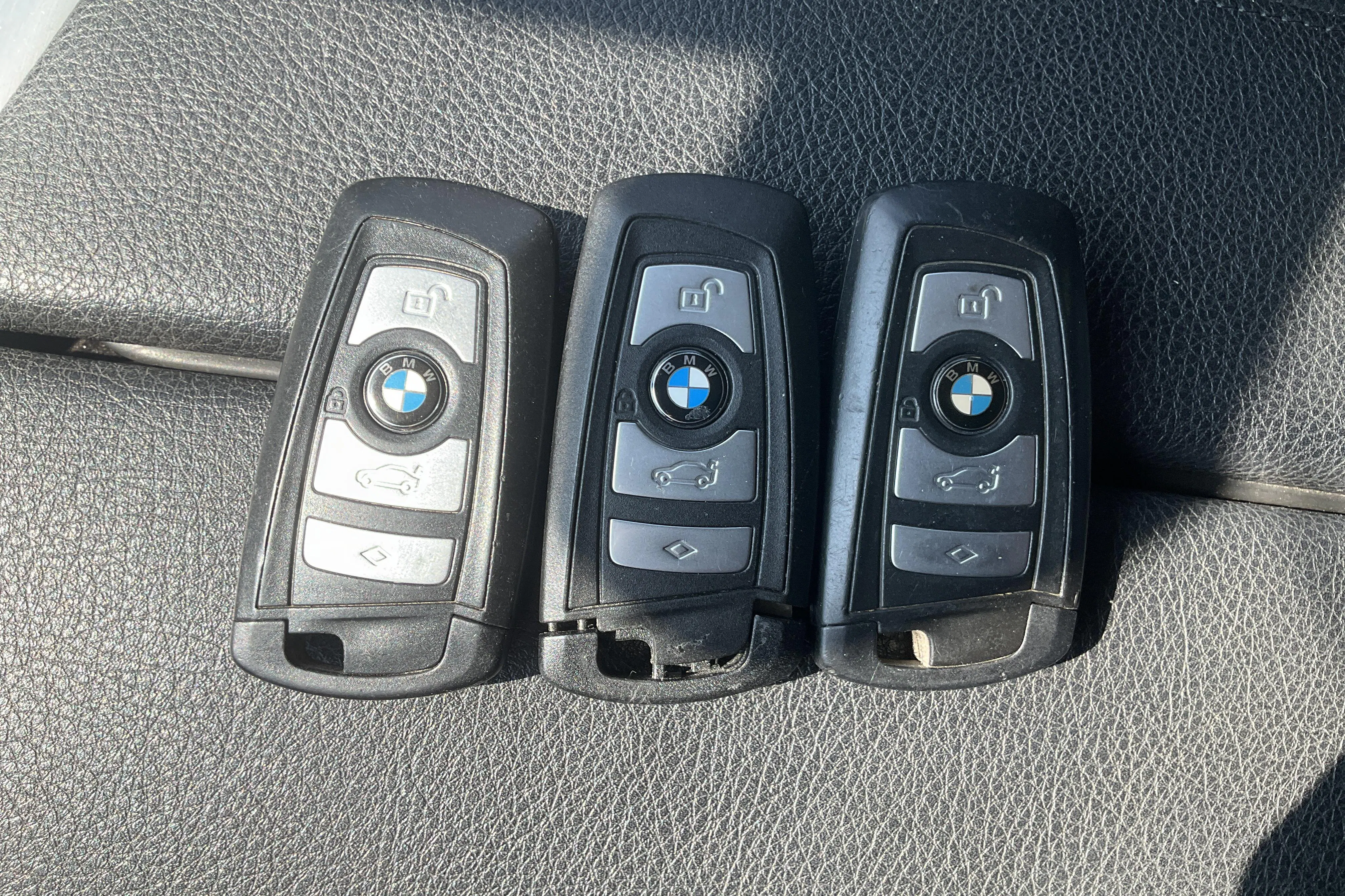 Presentation photo 13 of 13: BMW 520d Touring, F11 (184hk) - 244 050 km - Automatic - light grey - 2012