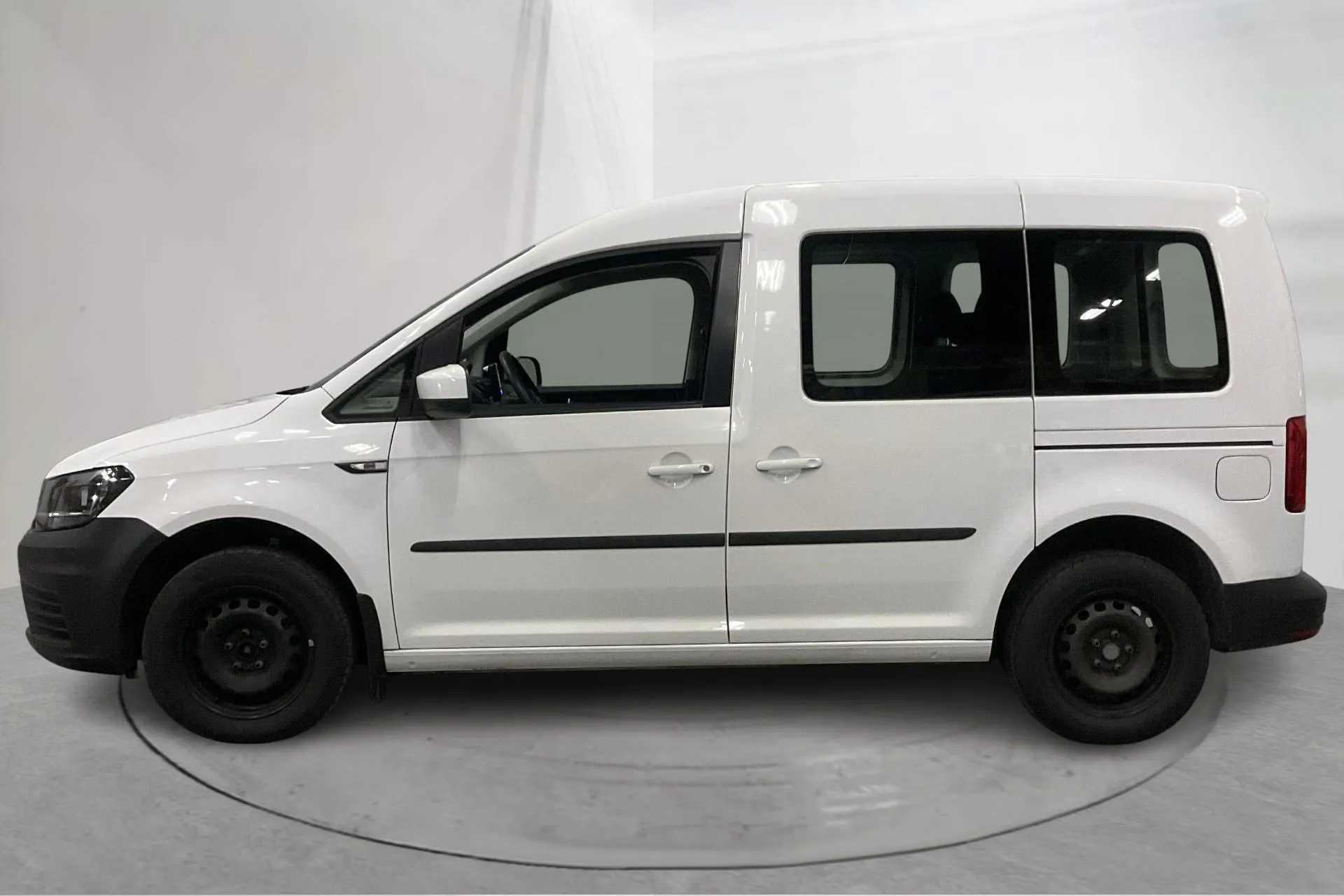 Presentationsfoto 2 av 15: VW Caddy Life 2.0 TDI (75hk) - 8 107 mil - Manuell - vit - 2019