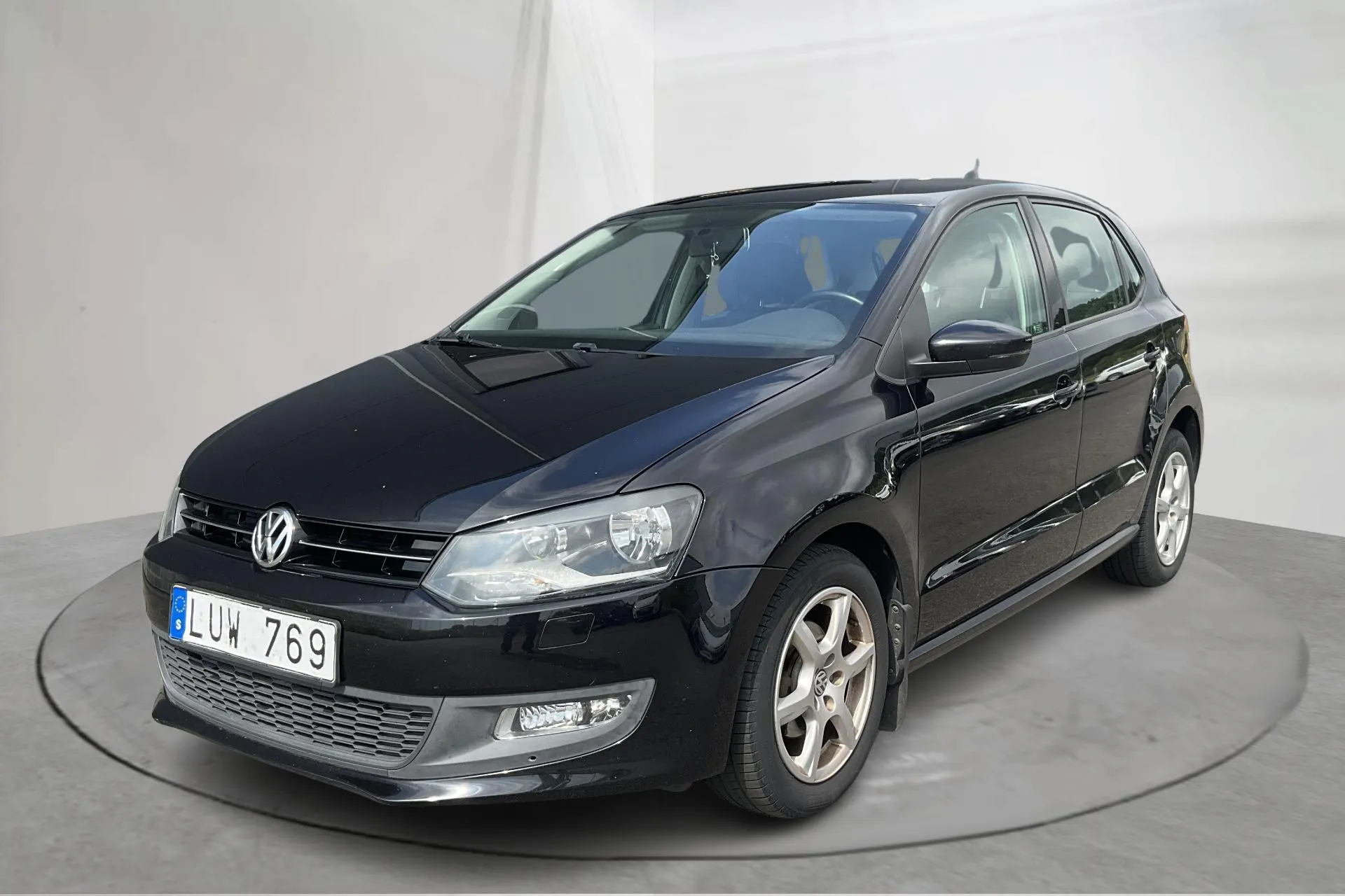 Presentationsfoto 1 av 14: VW Polo 1.4 5dr (85hk) - 17 202 mil - Manuell - svart - 2012