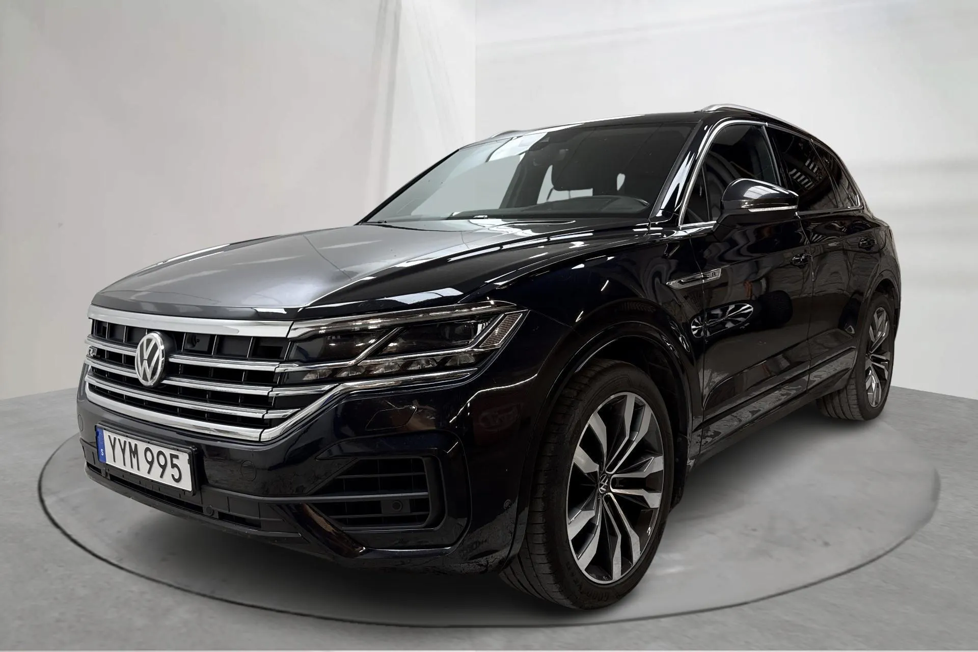 Presentation photo 1 of 21: VW Touareg V6 TDI 4Motion (286hk) - 152 560 km - Automatic - black - 2019