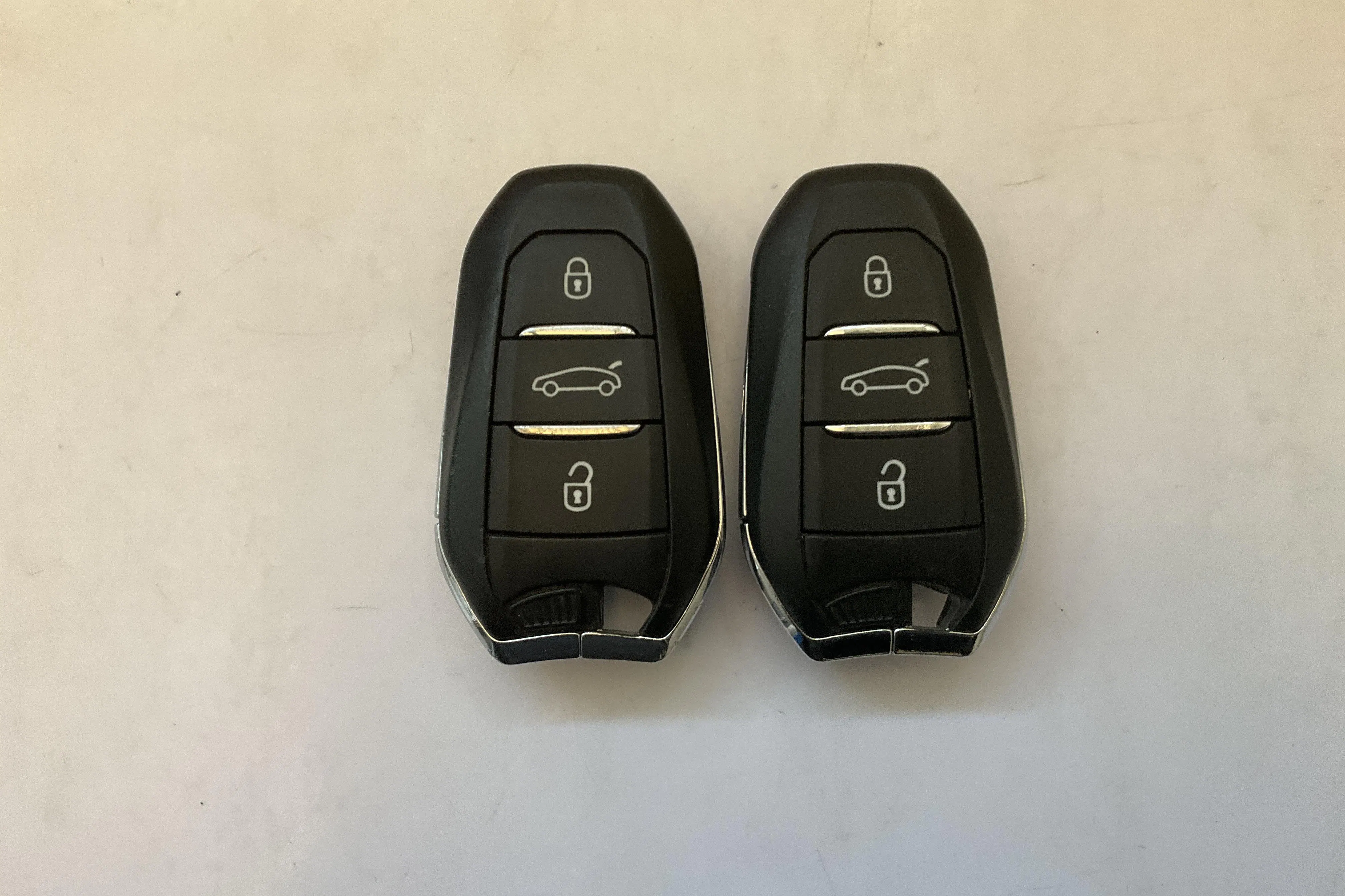 Presentationsfoto 18 av 18: Citroën DS5 HYBRID4 (160hk) - 13 025 mil - Automat - grå - 2016