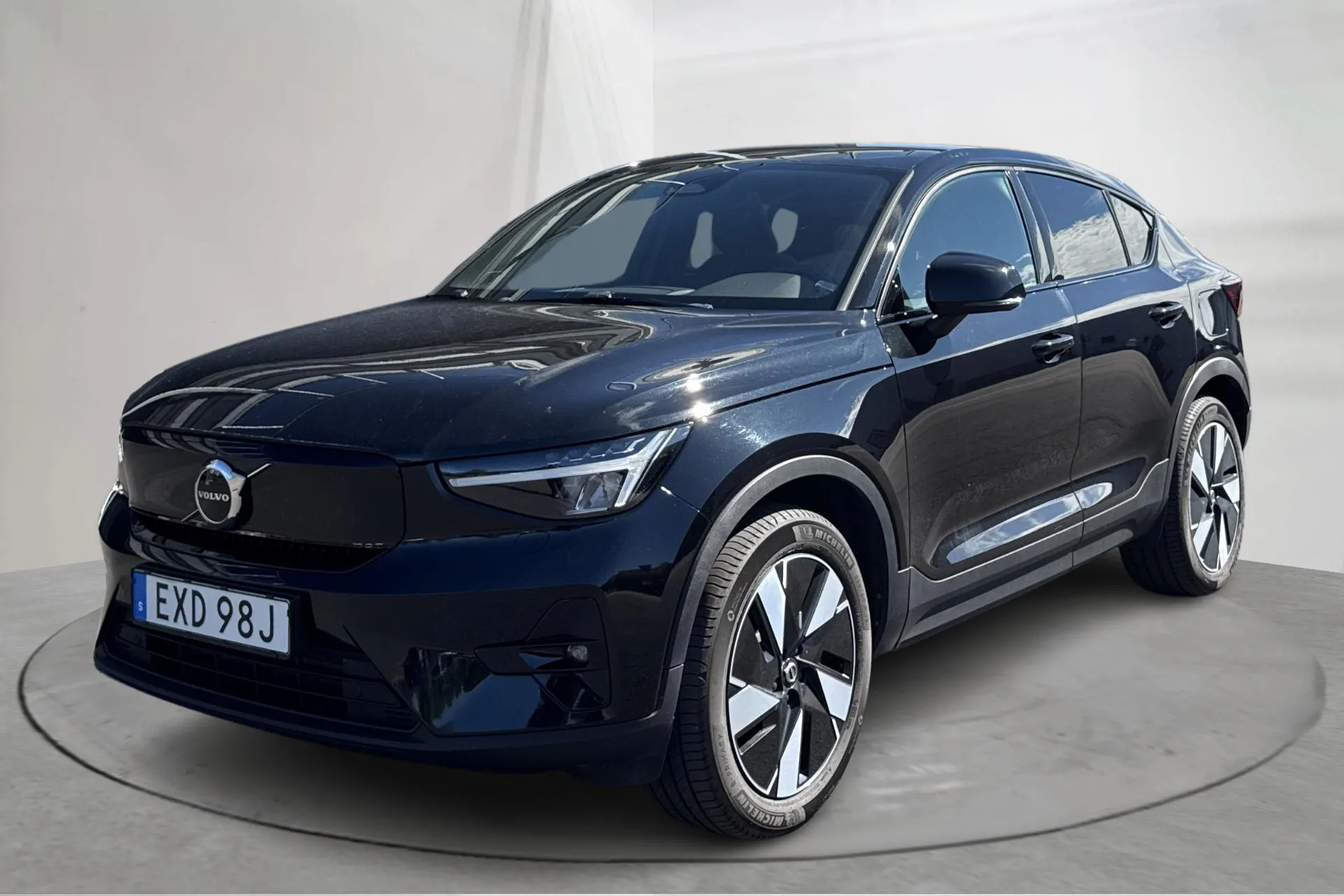 Presentationsfoto 1 av 24: Volvo C40 Recharge Twin (408hk) - 10 067 mil - Automat - svart - 2024