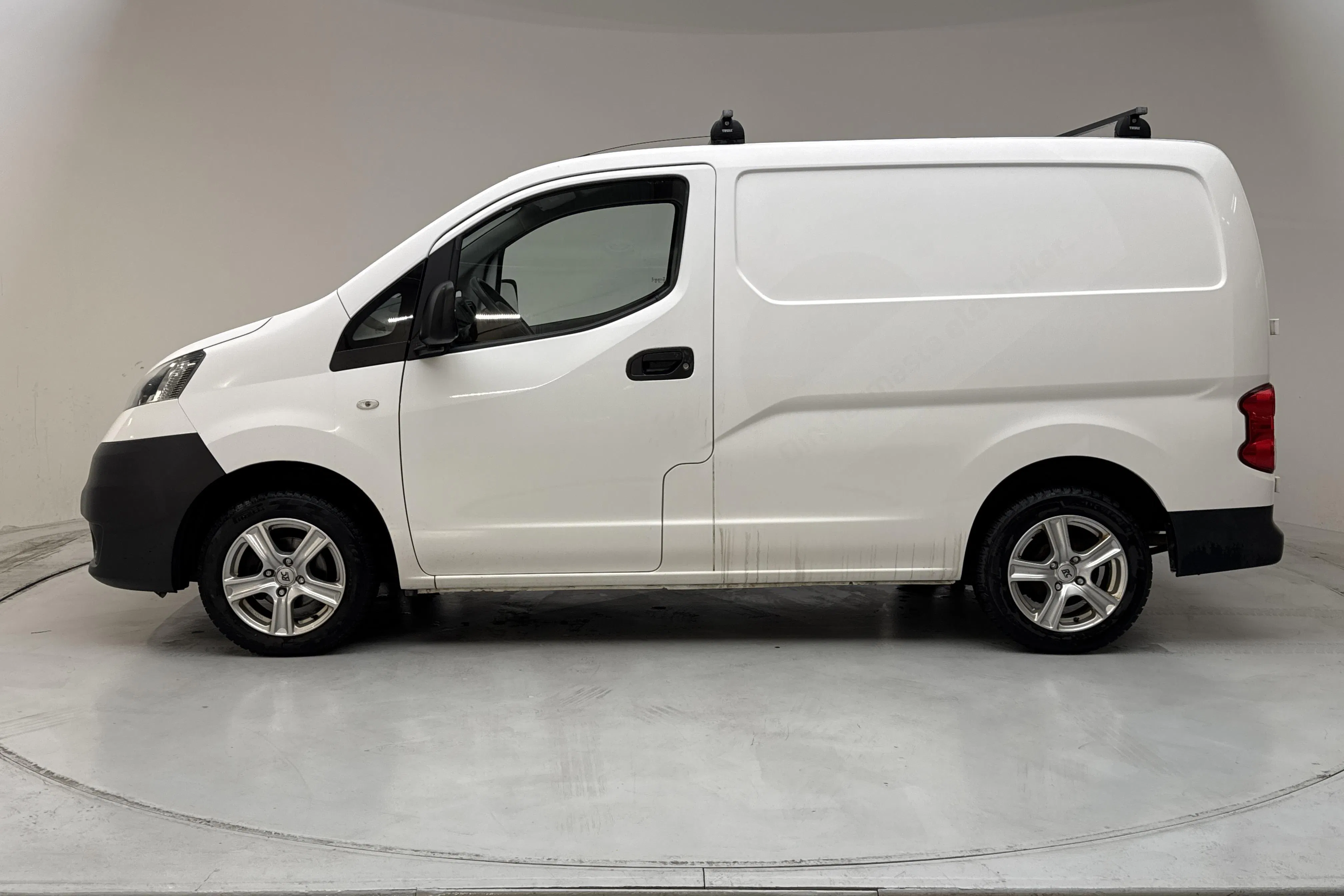 Presentation photo 2 of 12: Nissan NV200 1.5 dCi Skåp (90hk) - 65 480 km - Manual - white - 2015