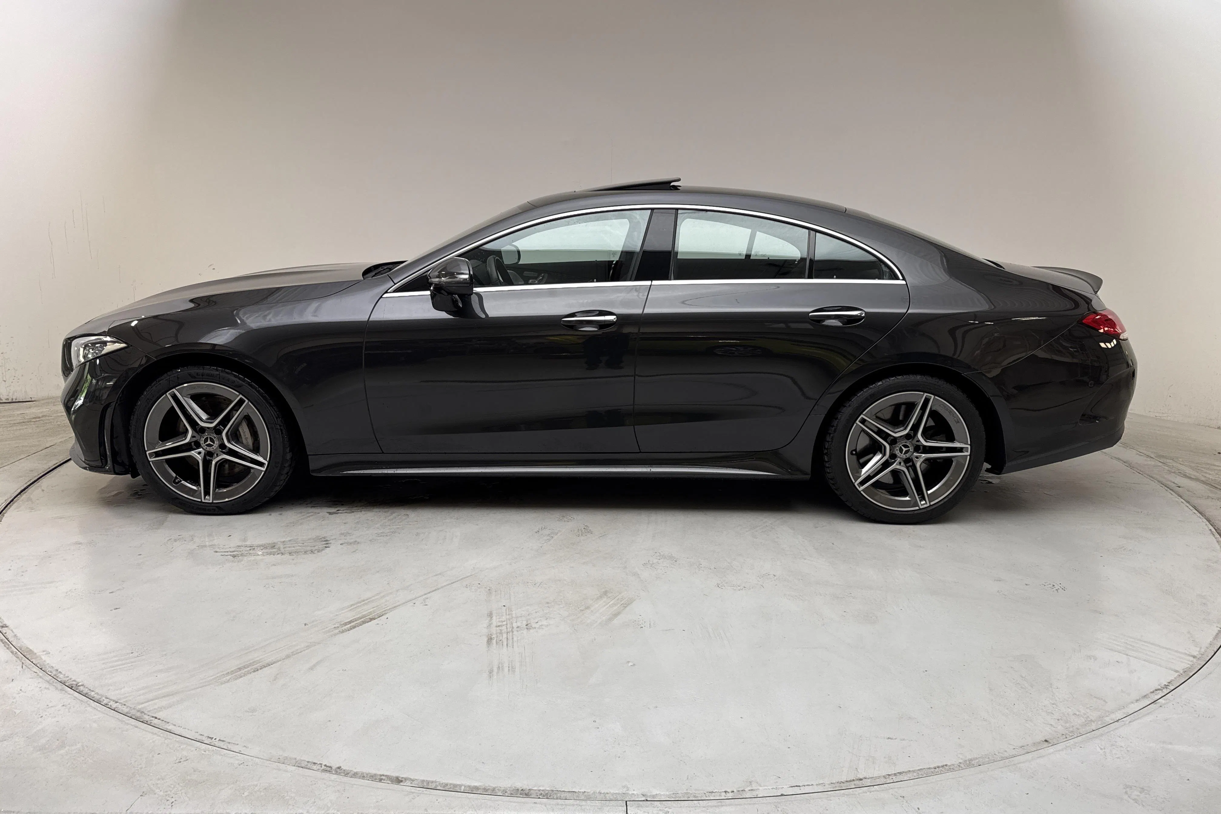 Presentationsfoto 2 av 16: Mercedes CLS 450 4MATIC Coupé C257 (367hk) - 6 064 mil - Automat - grå - 2020