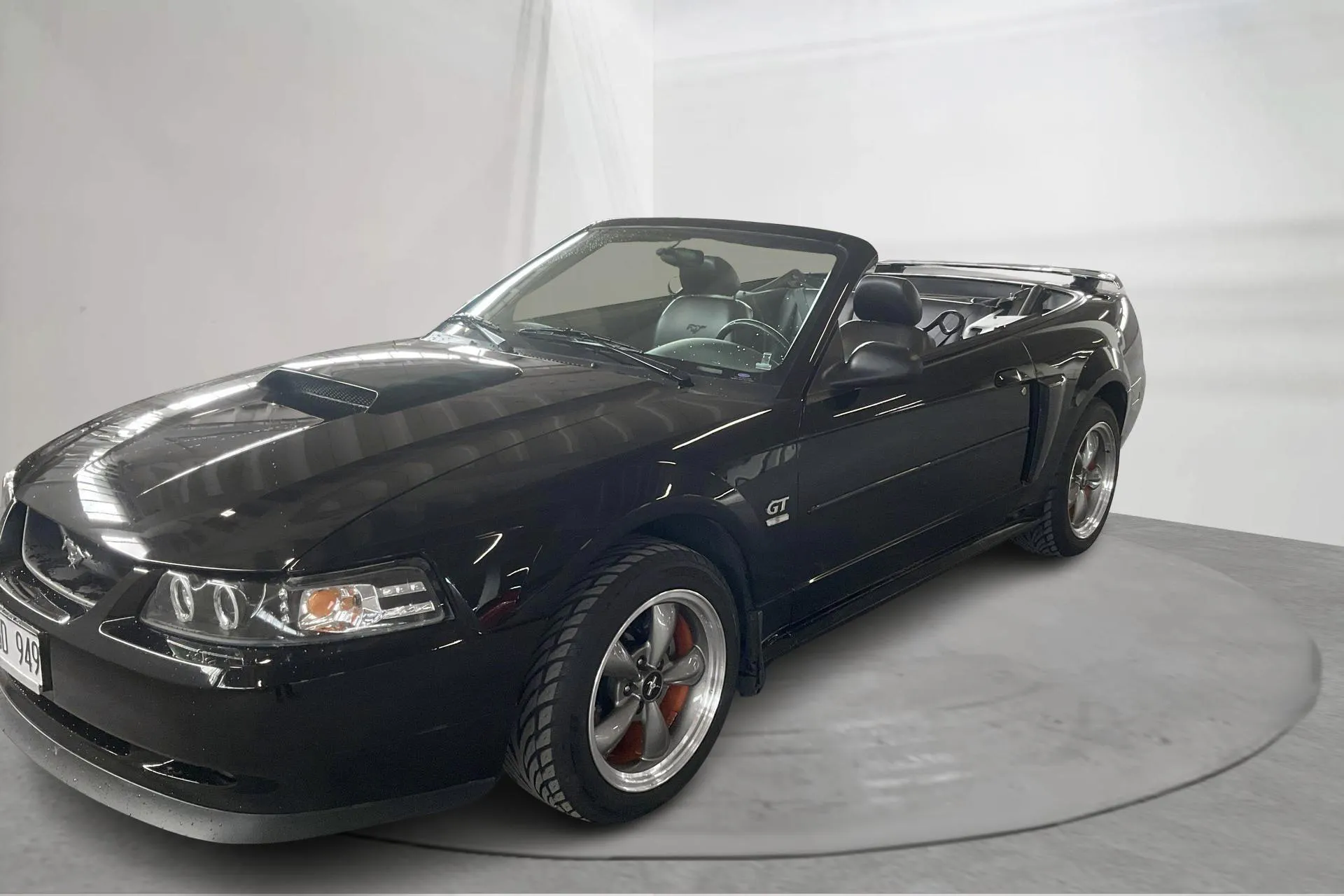 Presentation photo 1 of 17: Ford Mustang GT 4.6 V8 (264hk) - 49 890 km - Automatic - black - 2002
