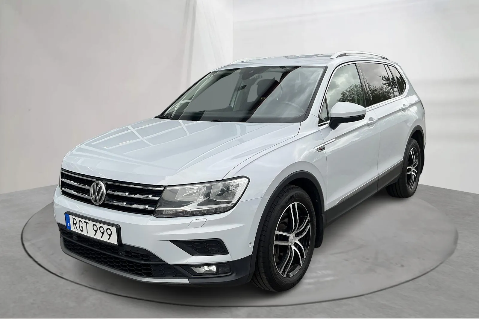 Volkswagen Tiguan Allspace 2.0 TSI 4MOTION 180 hp