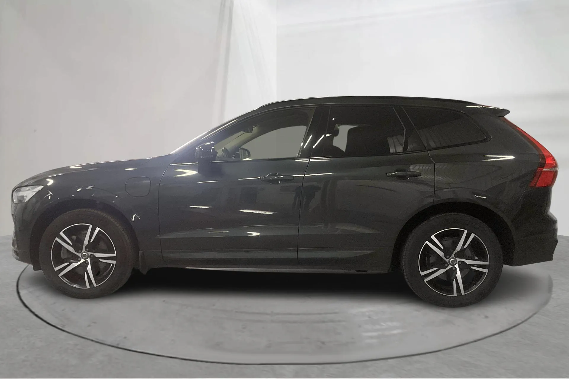 Presentation photo 2 of 21: Volvo XC60 T6 AWD Recharge (350hk) - 56 940 km - Automatic - dark blue - 2023