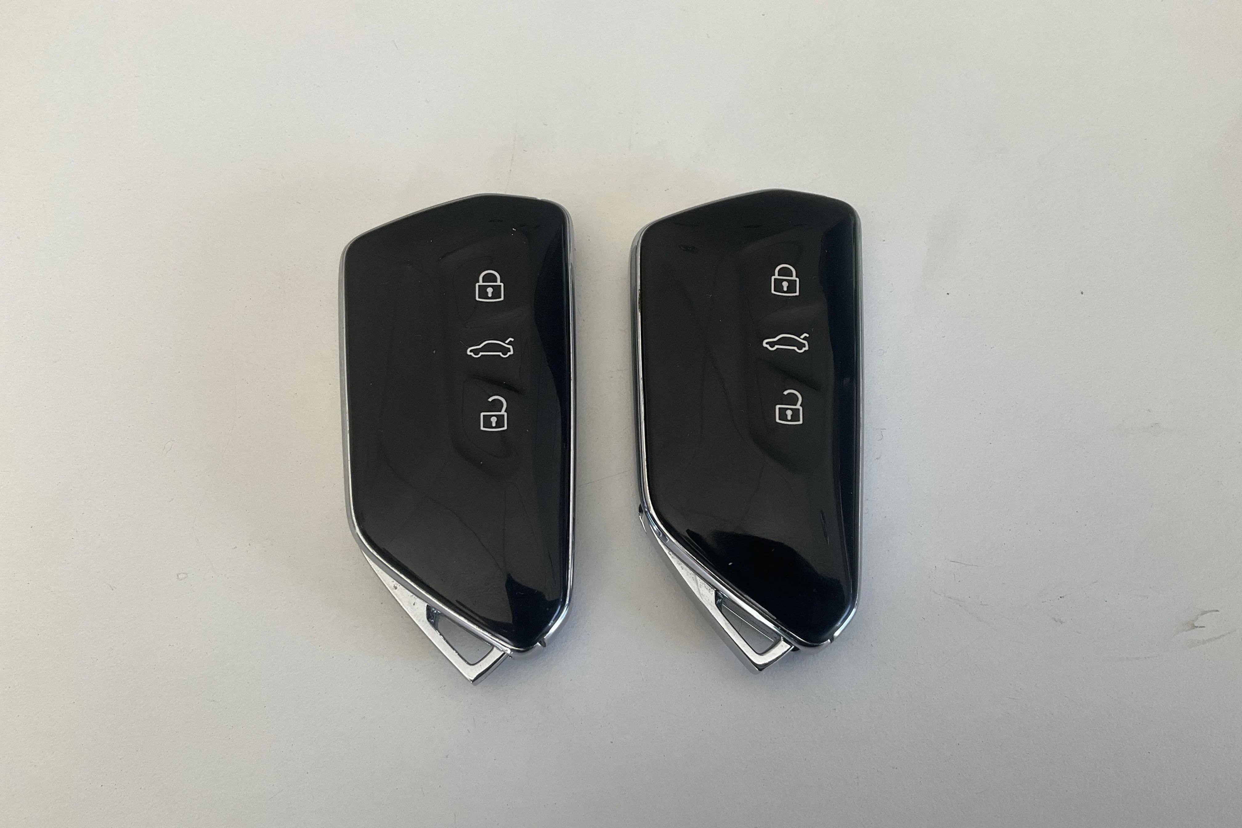 Presentationsfoto 21 av 21: VW ID.4 77kWh (204hk) - 10 690 mil - Automat - Mörkgrå - 2021