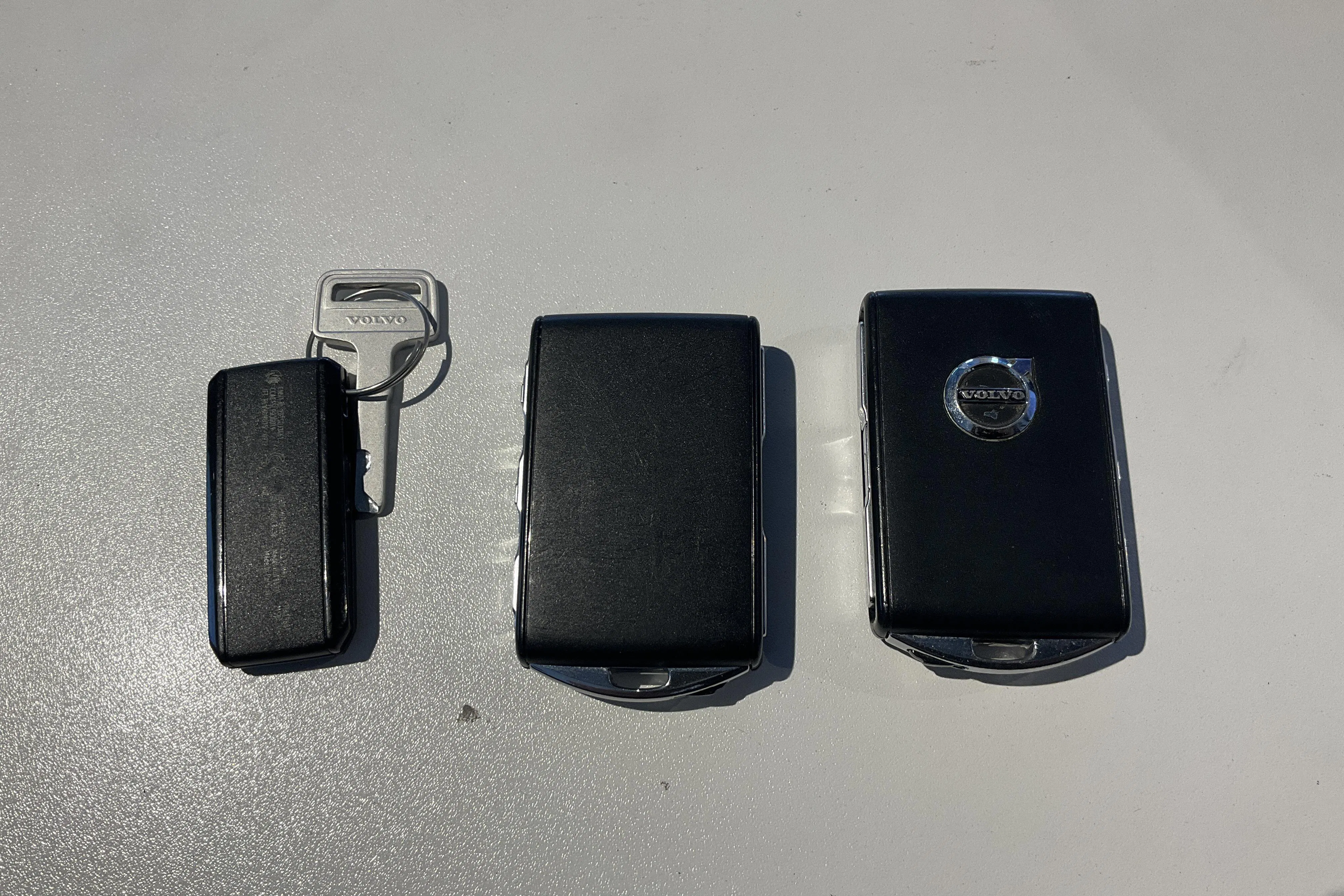 Presentationsfoto 16 av 16: Volvo V90 D4 (190hk) - 15 473 mil - Automat - vit - 2019